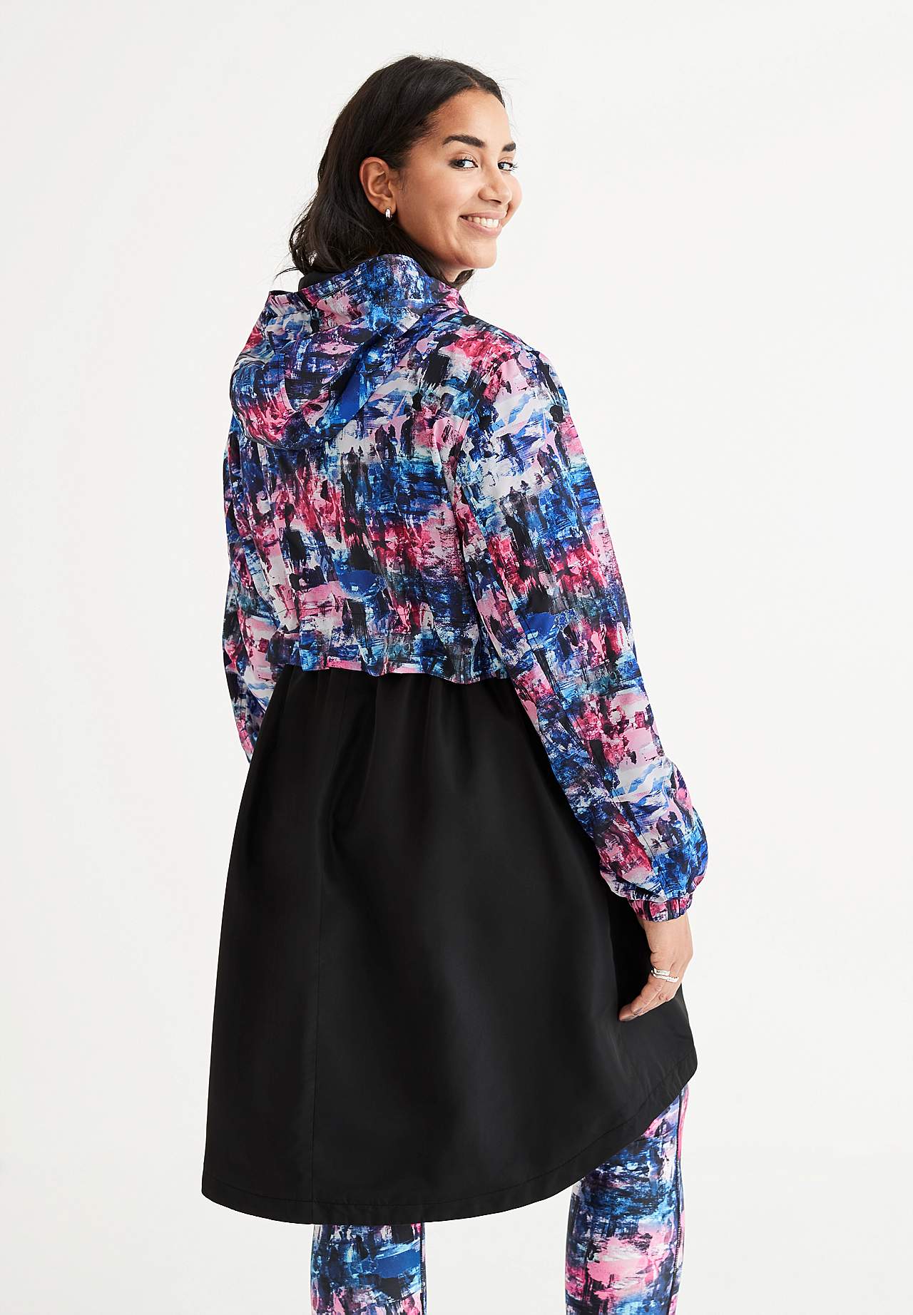 Gemusterter Windbreaker