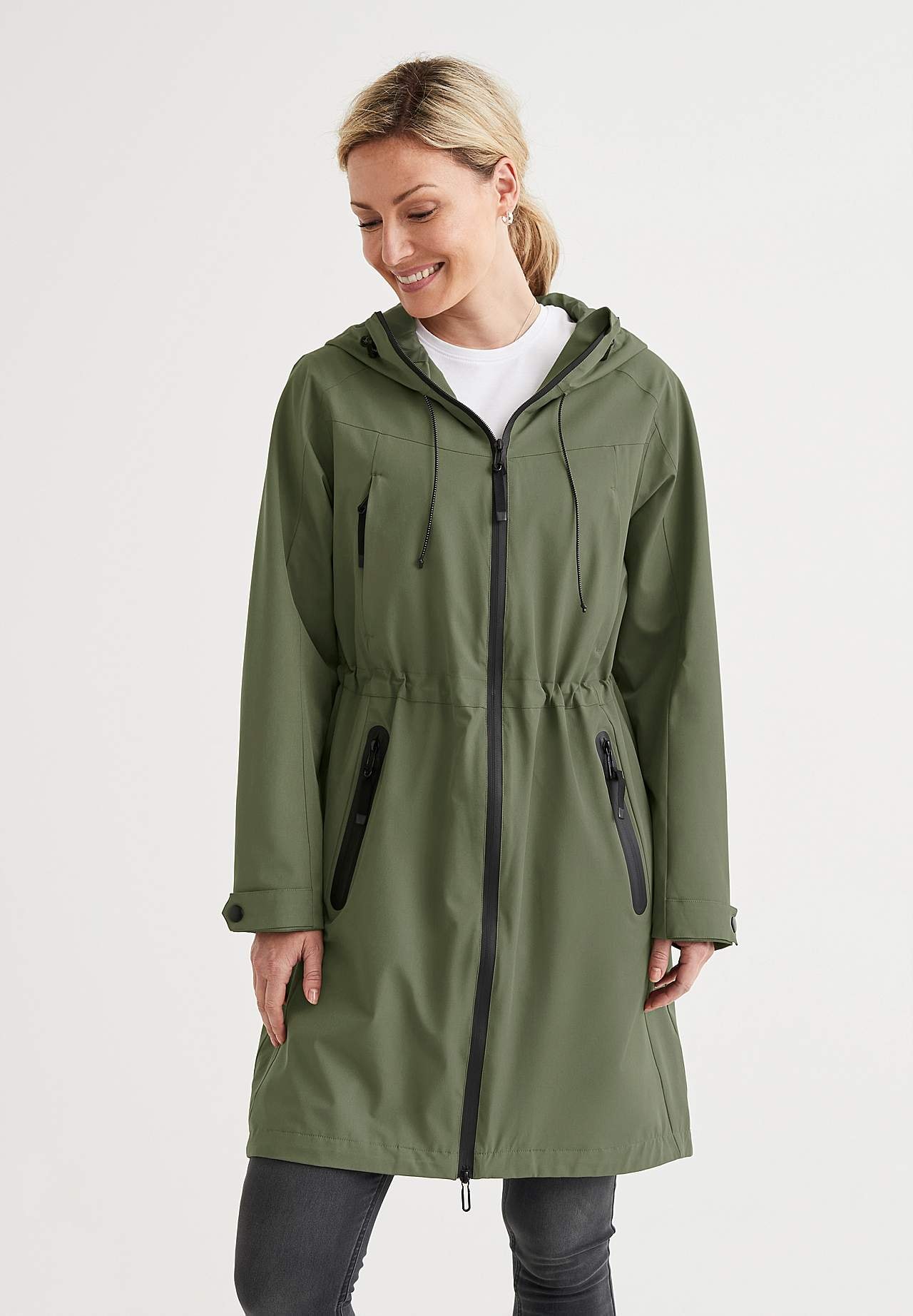 Wind- und wasserabweisende Jacke Cloudia