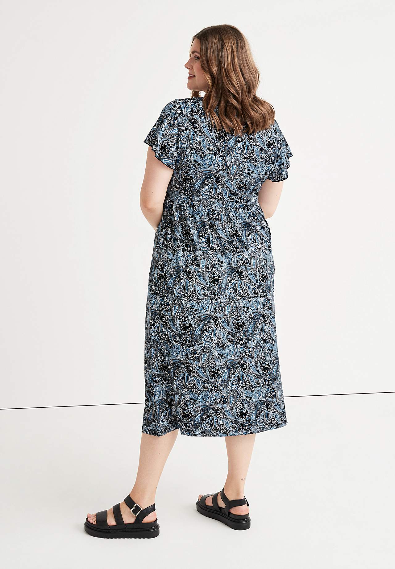 Gemustertes Maxikleid mit Schneidnaht in der Taille