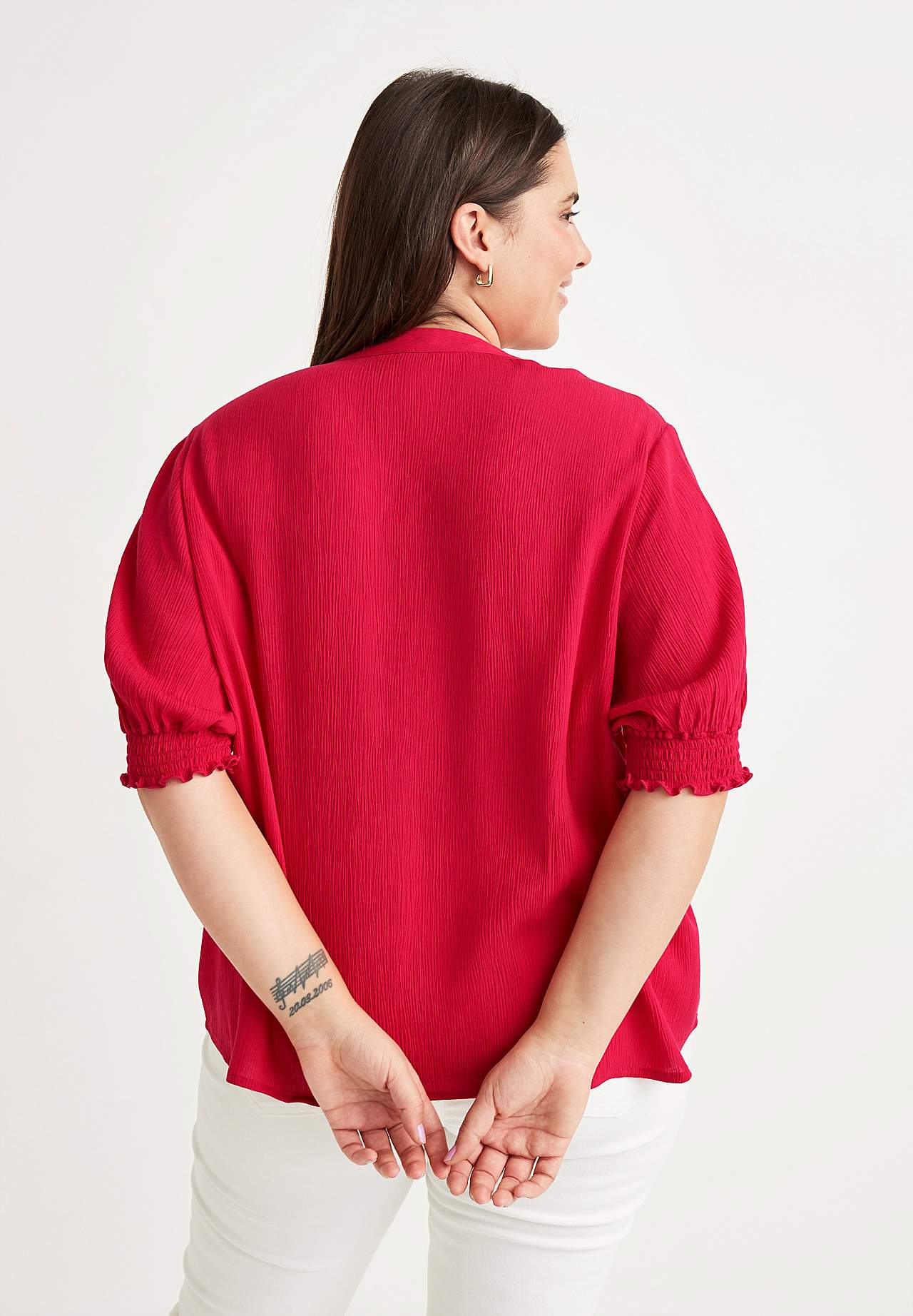 Bluse aus Krepp mit Smokarbeit Mia