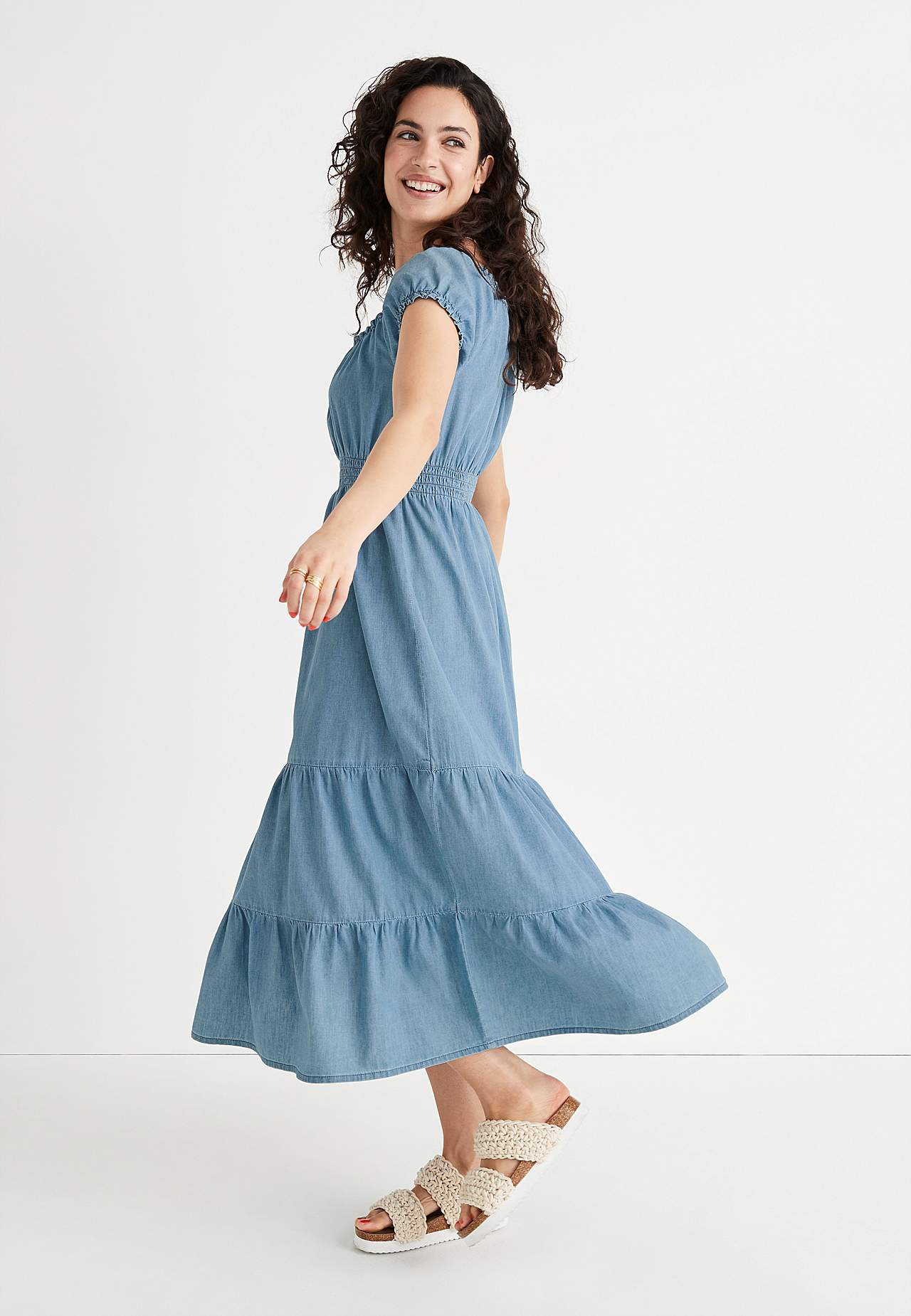 Jeanskleid mit Volants Elsy