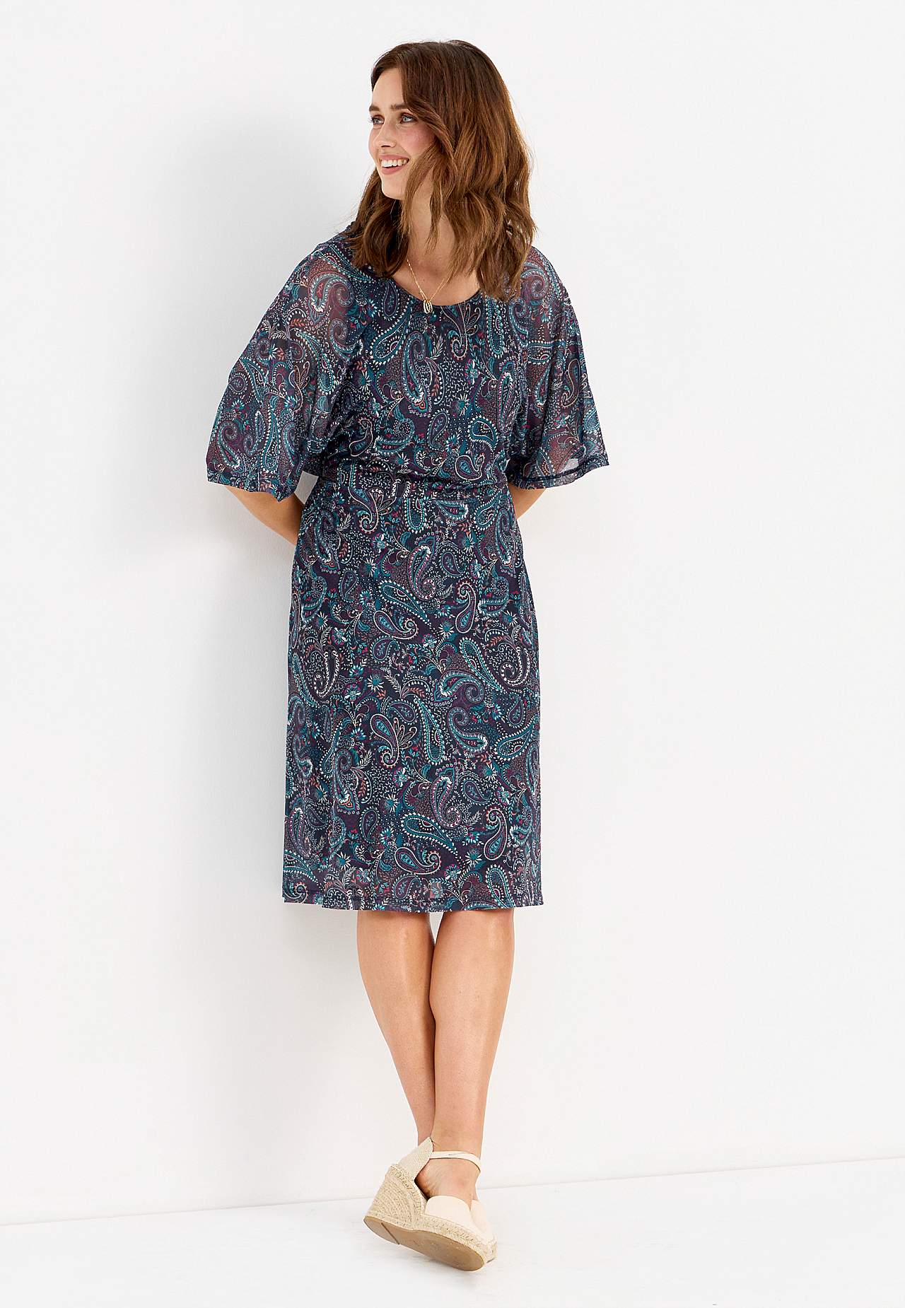 Jerseykleid aus Mesh