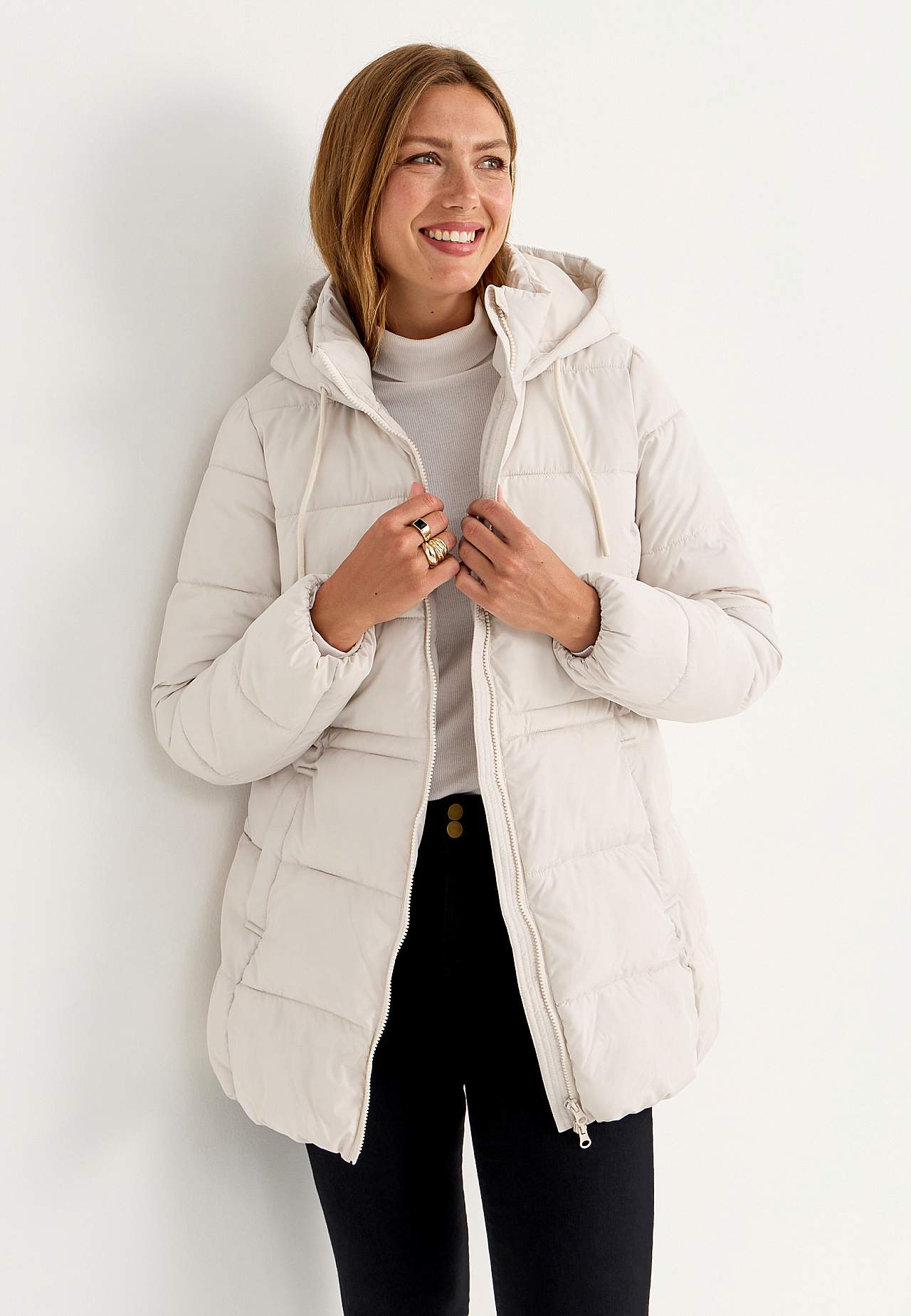 Warm gefütterte Jacke mit Kapuze