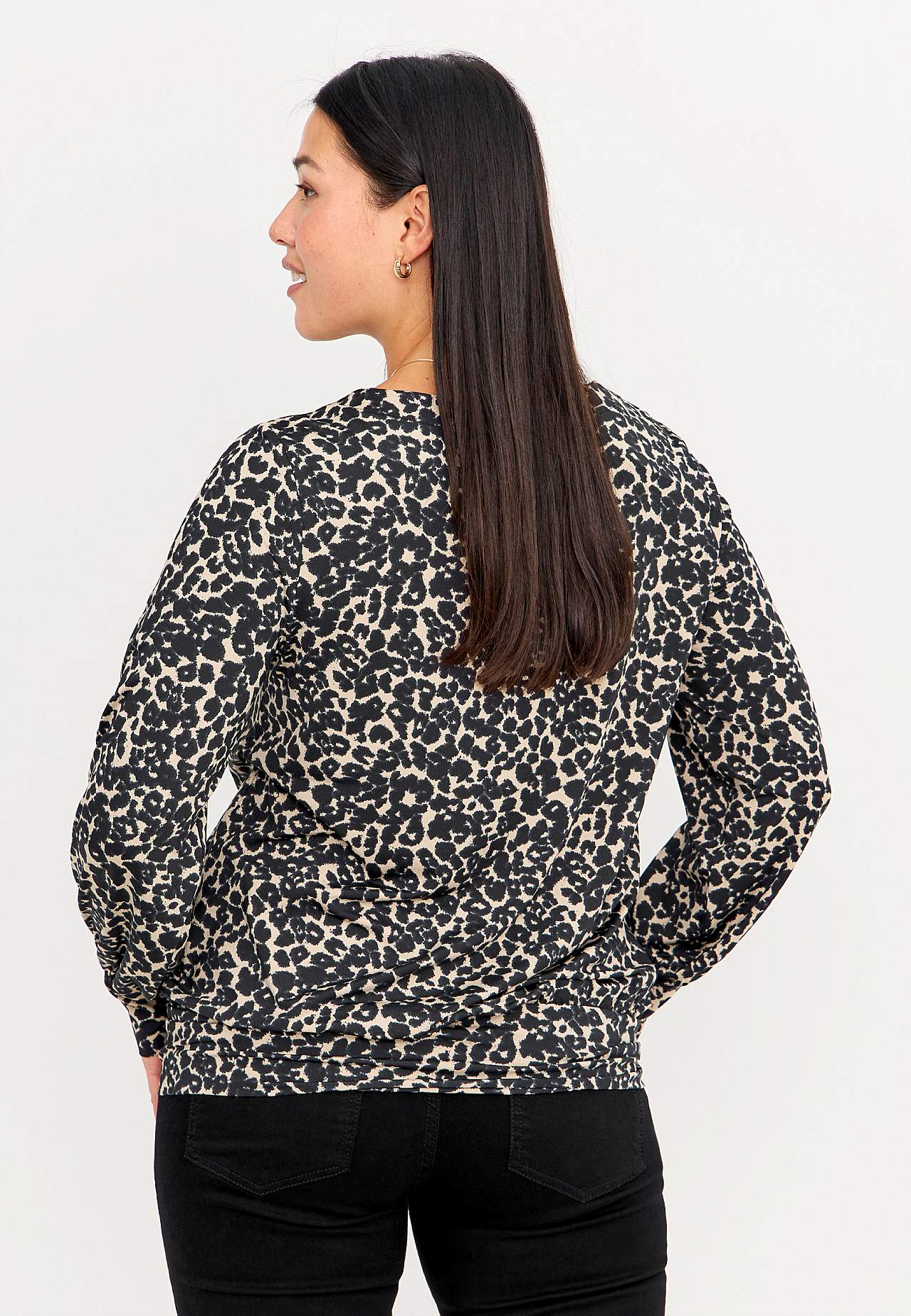 Gemustertes Jersey-Top mit Knopfdekoration