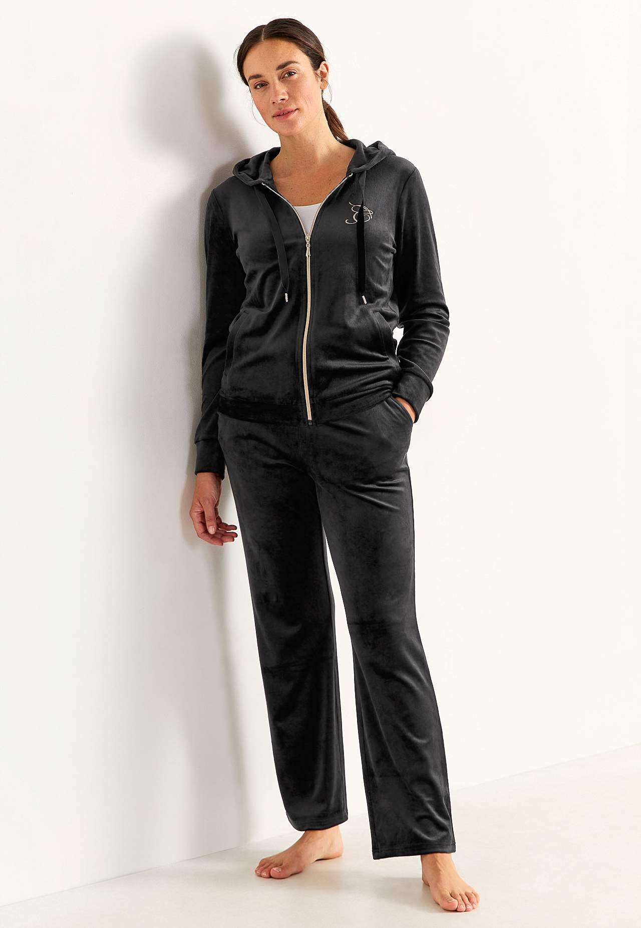 Zweiteiliges Velour-Set