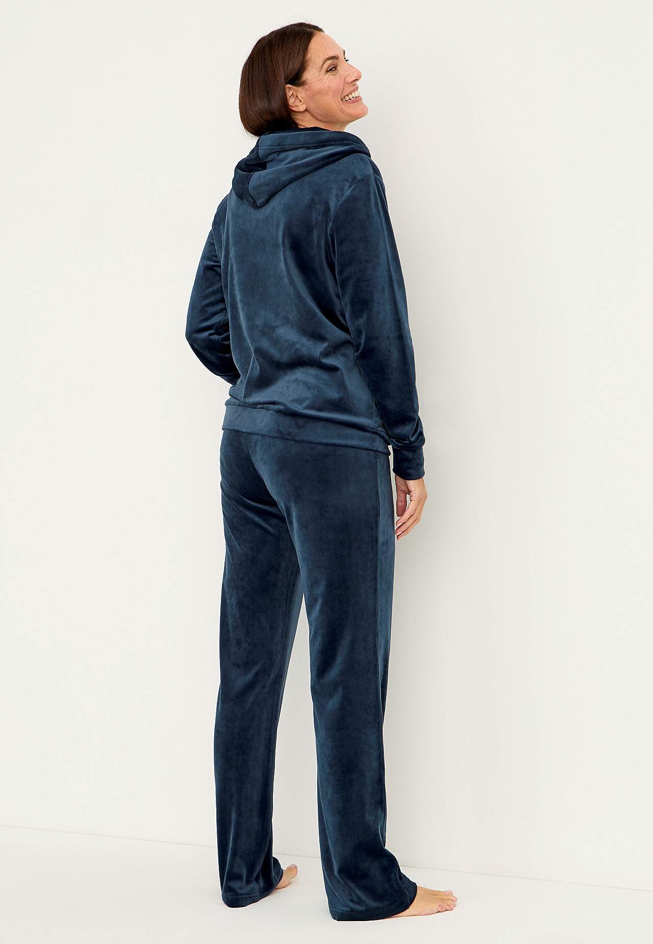 Zweiteiliges Velour-Set