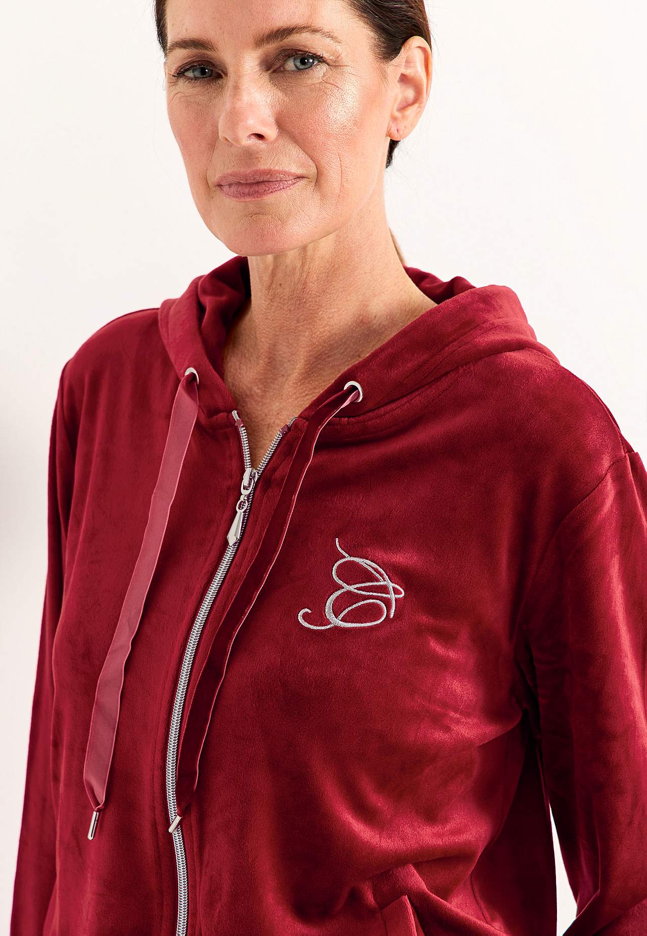 Zweiteiliges Velour-Set