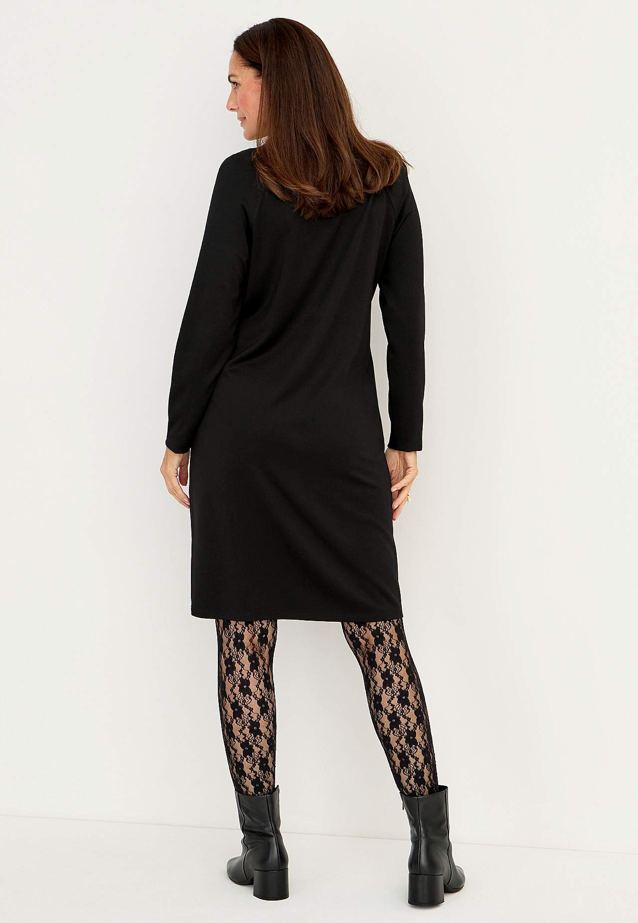 Jerseykleid mit Knopfdekoration