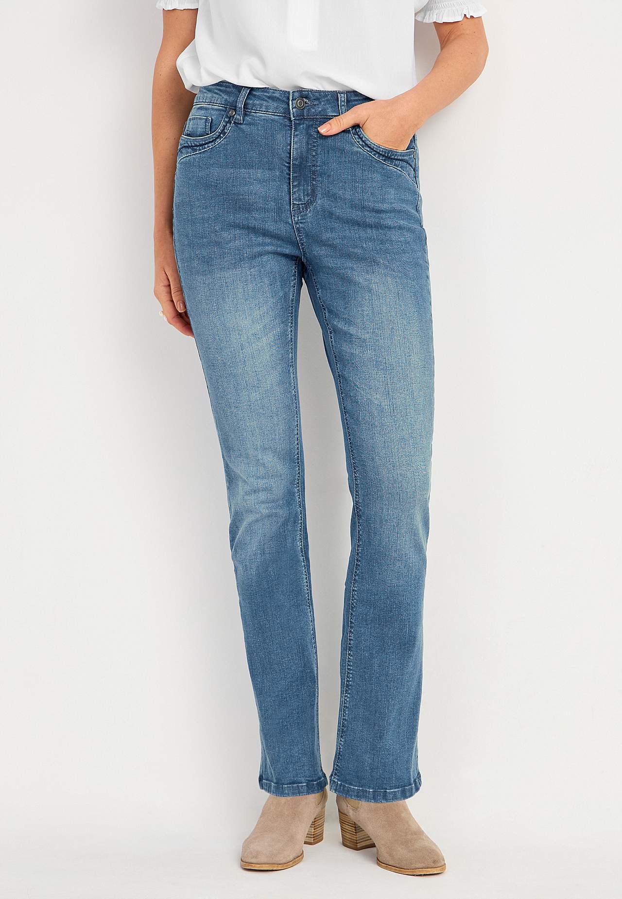 Stretch-Jeans mit Bootcut-Schnitt