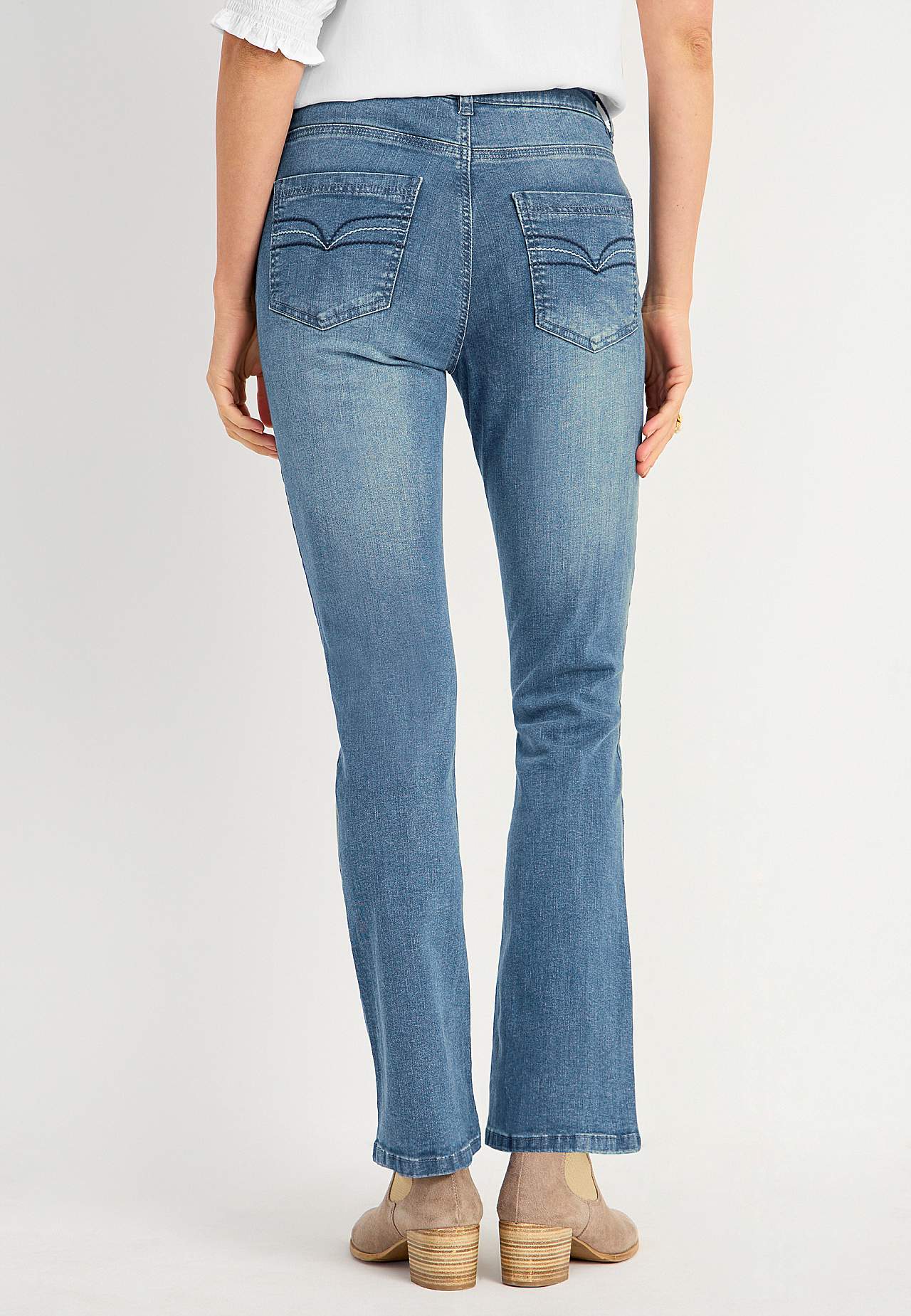 Stretch-Jeans mit Bootcut-Schnitt