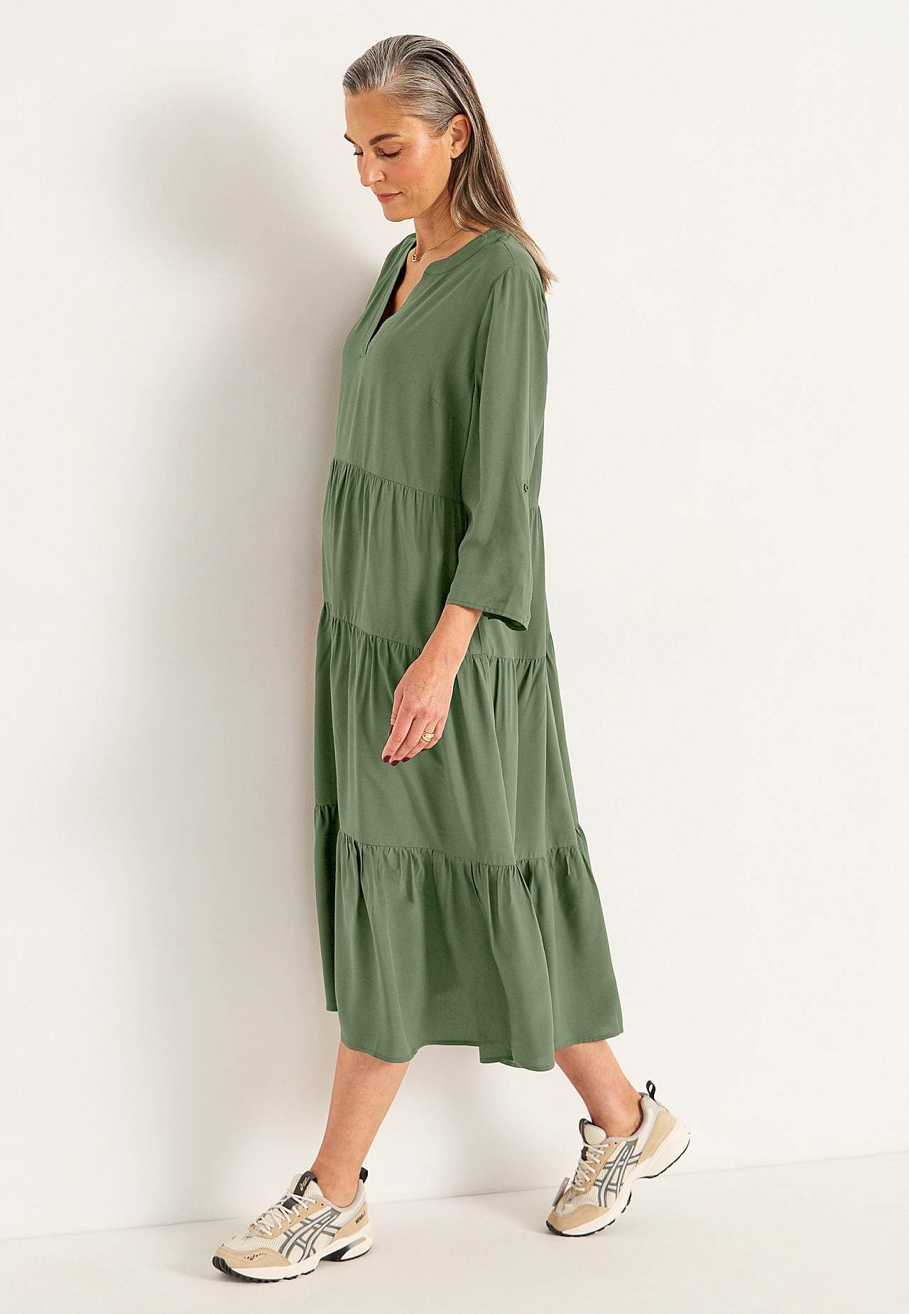 Kleid mit Volants
