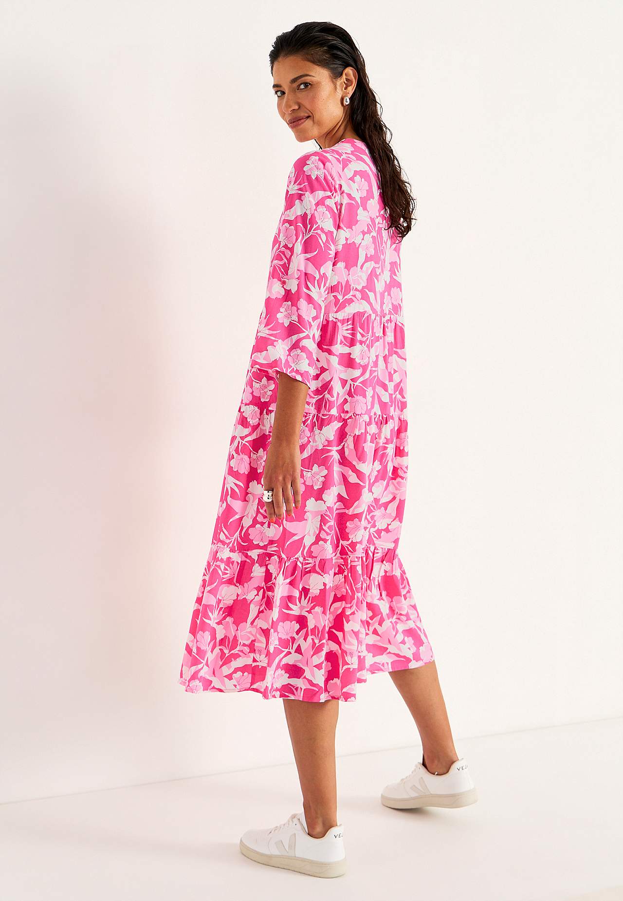 Kleid mit Volants