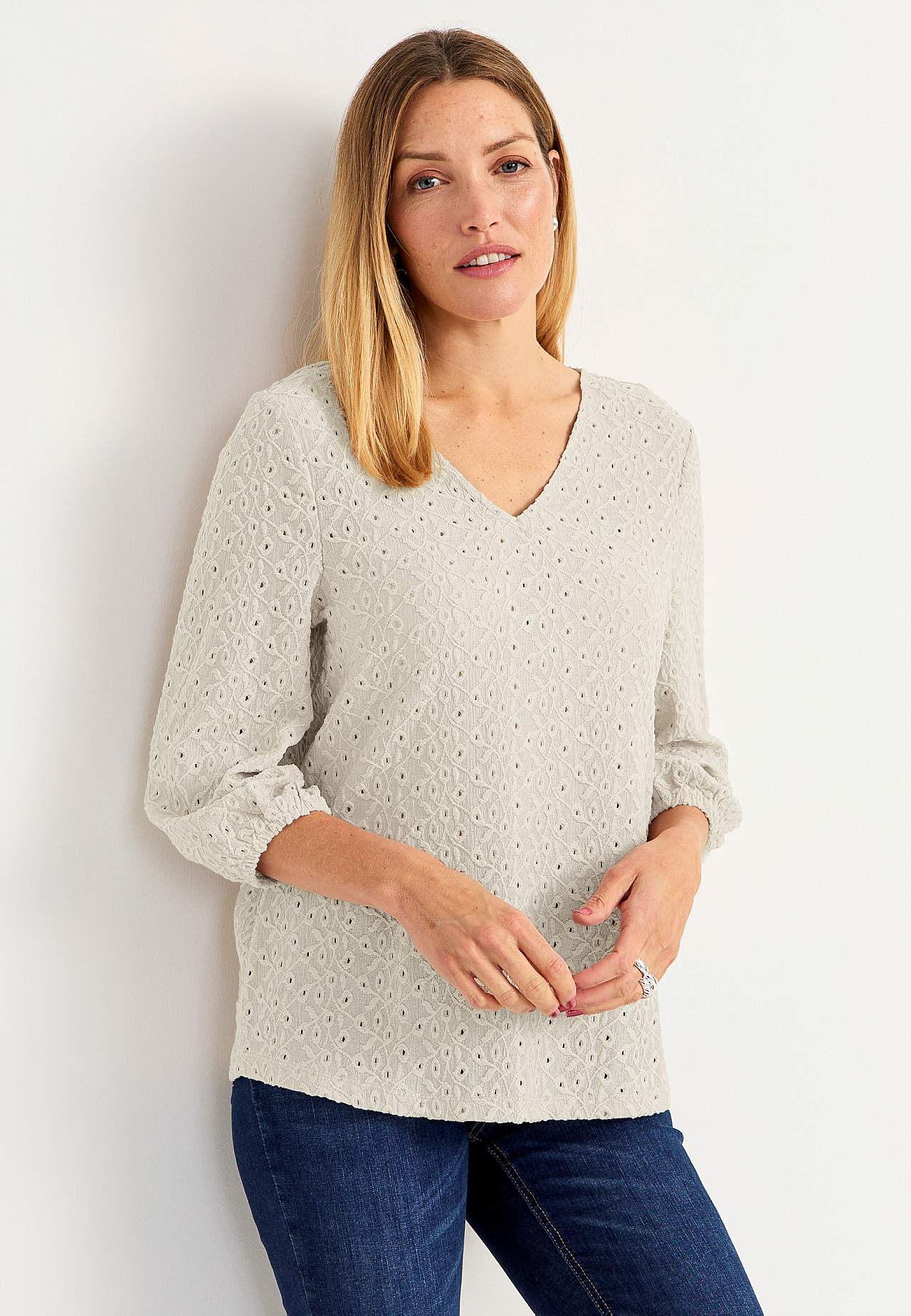 Spitzenbustier mit Lochmuster