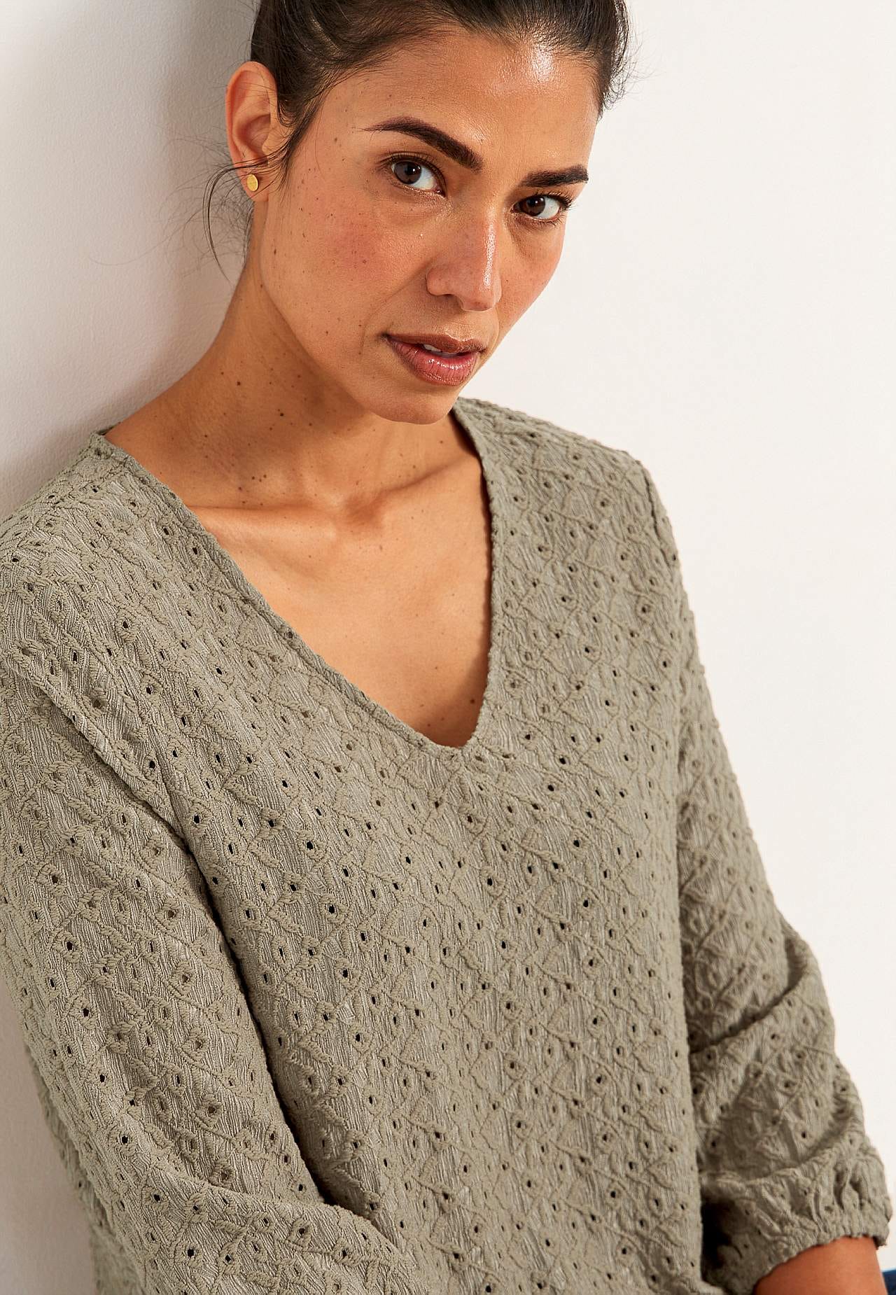 Spitzenbustier mit Lochmuster