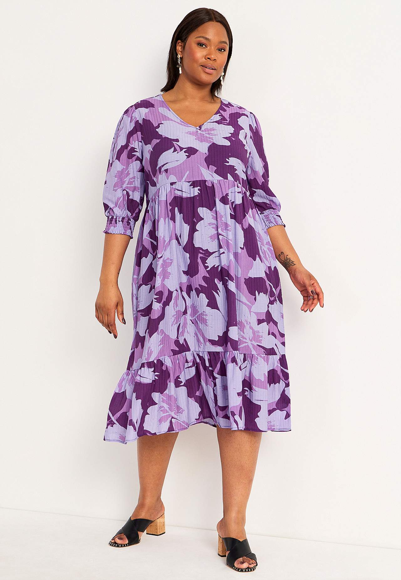 Gewebtes Kleid mit Rüschenrock
