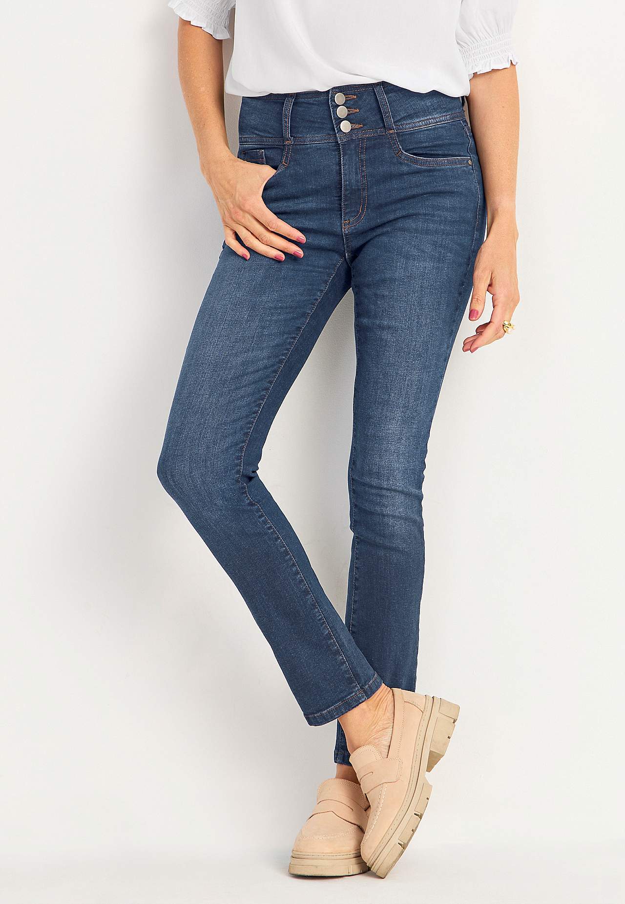 Schmale Jeans mit hohem Schnitt - drei Längen