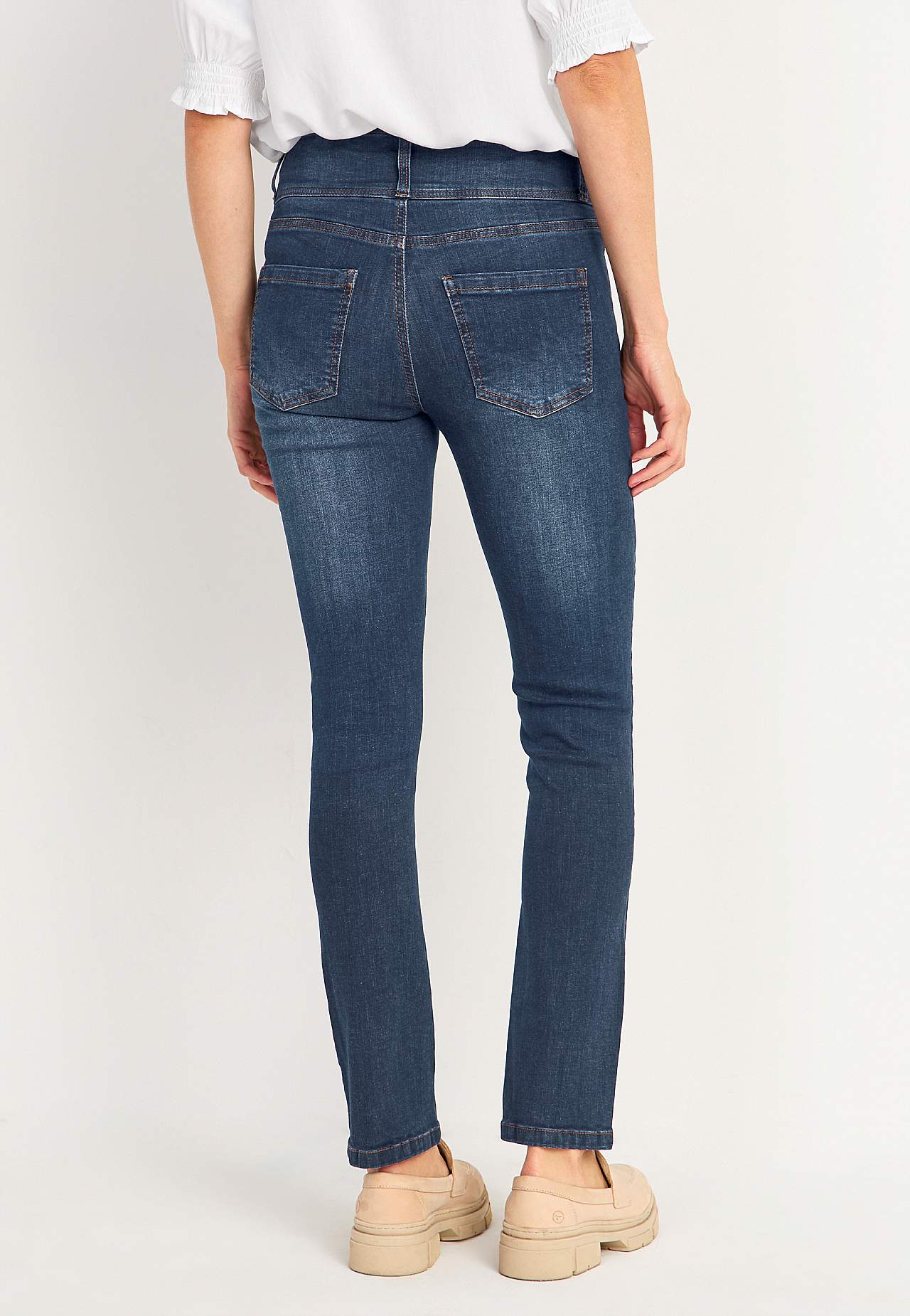 Schmale Jeans mit hohem Schnitt - drei Längen