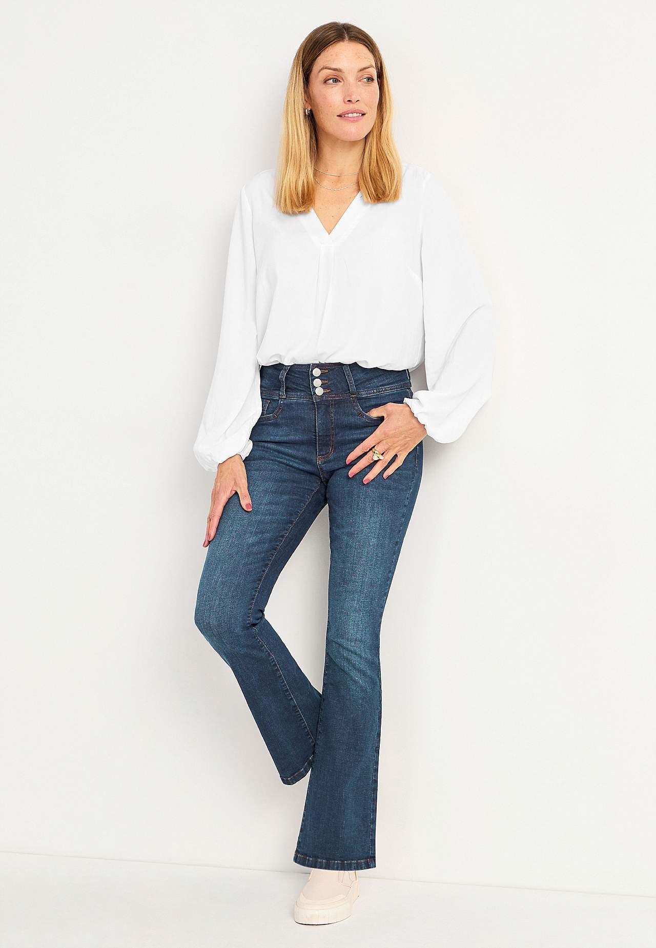 Bootcut-Jeans mit hohem Bund