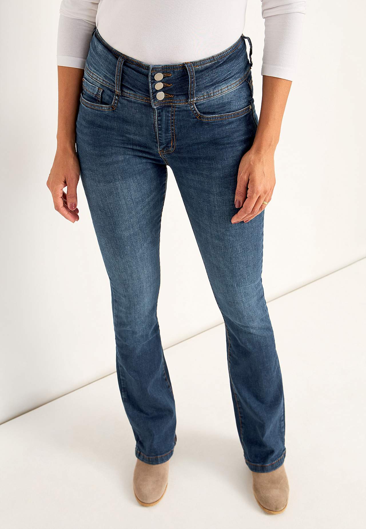 Bootcut-Jeans mit hohem Bund Jennifer