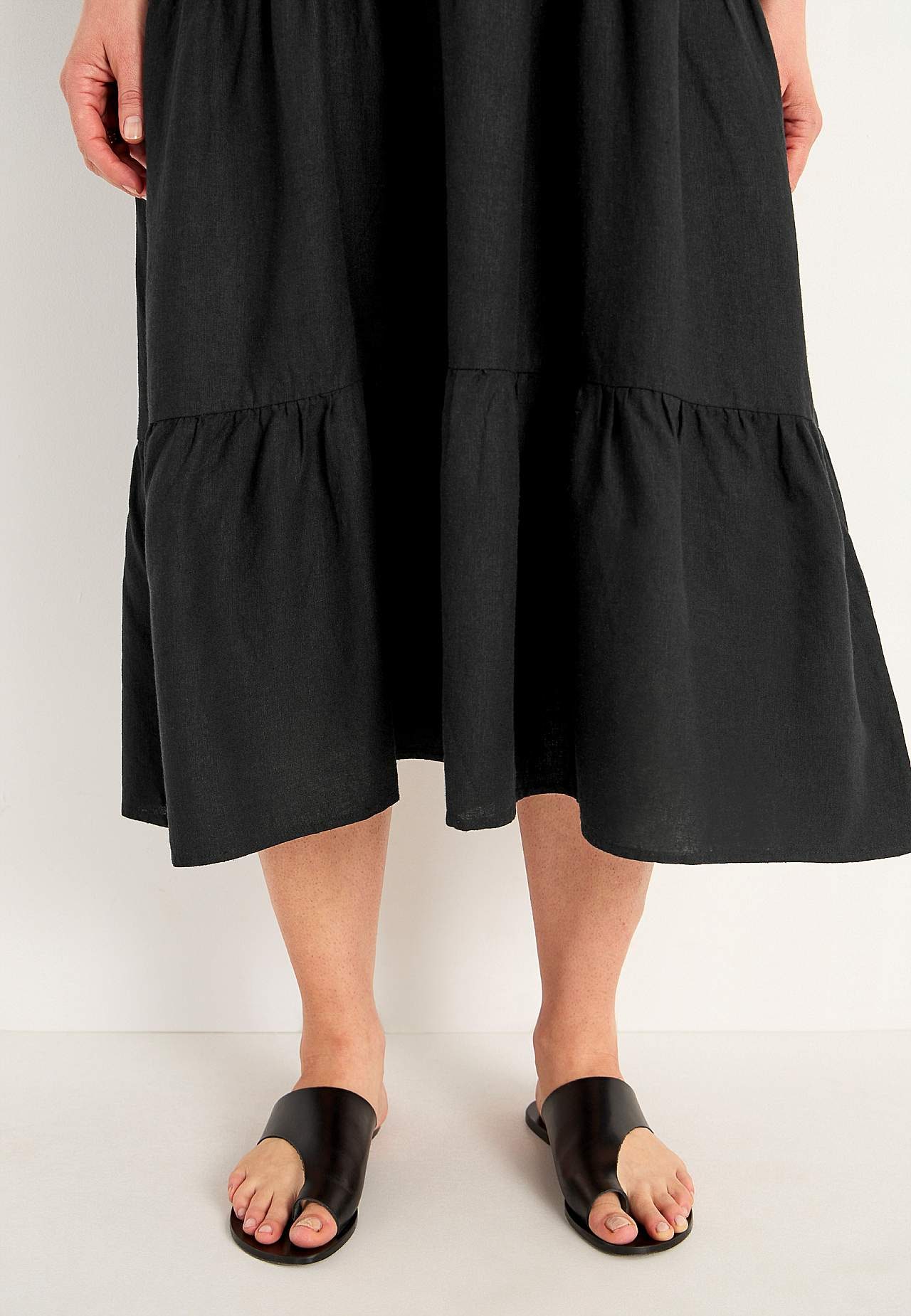 Leinenkleid mit Rüschenröcken