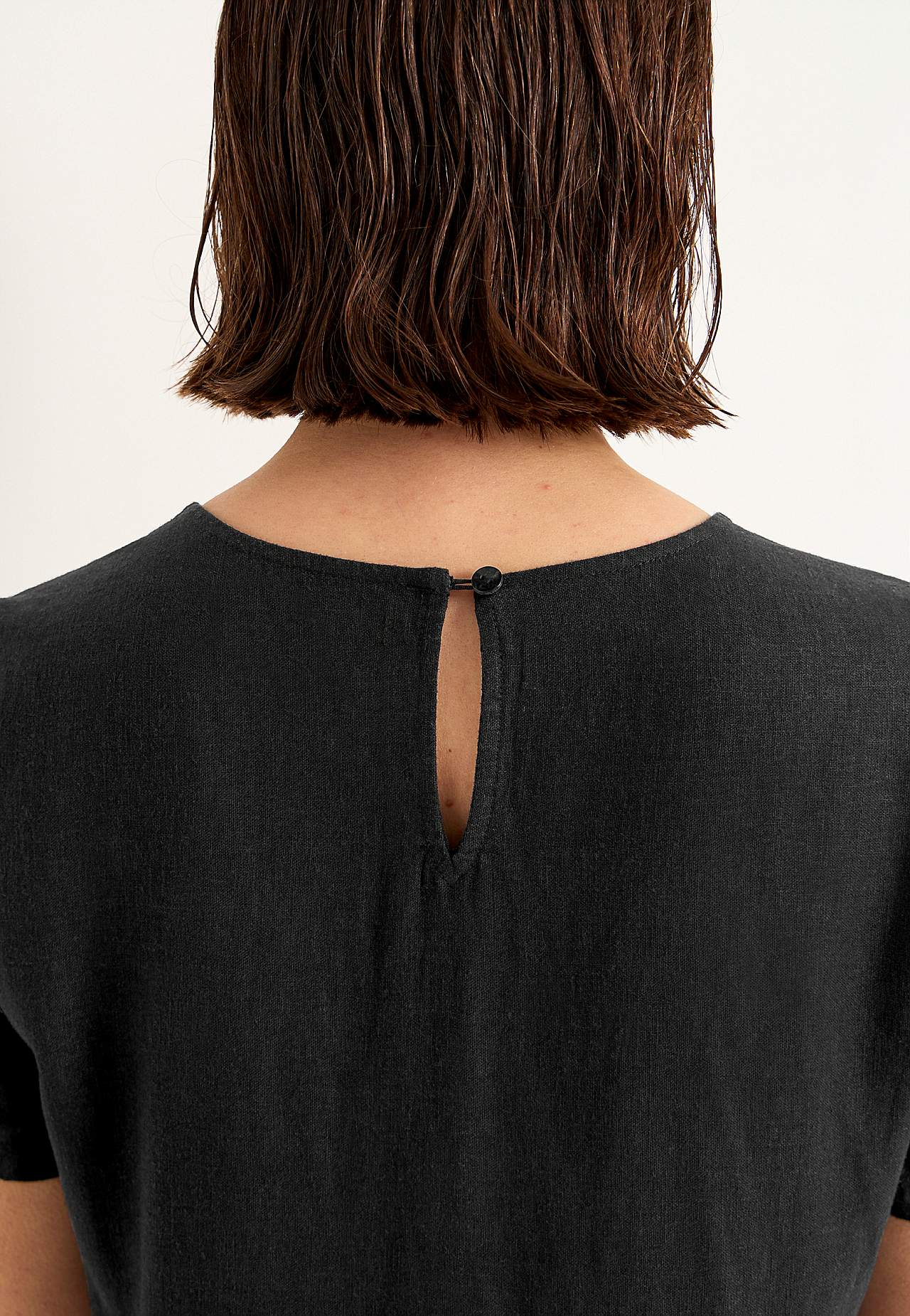 Leinenkleid mit Rüschenröcken