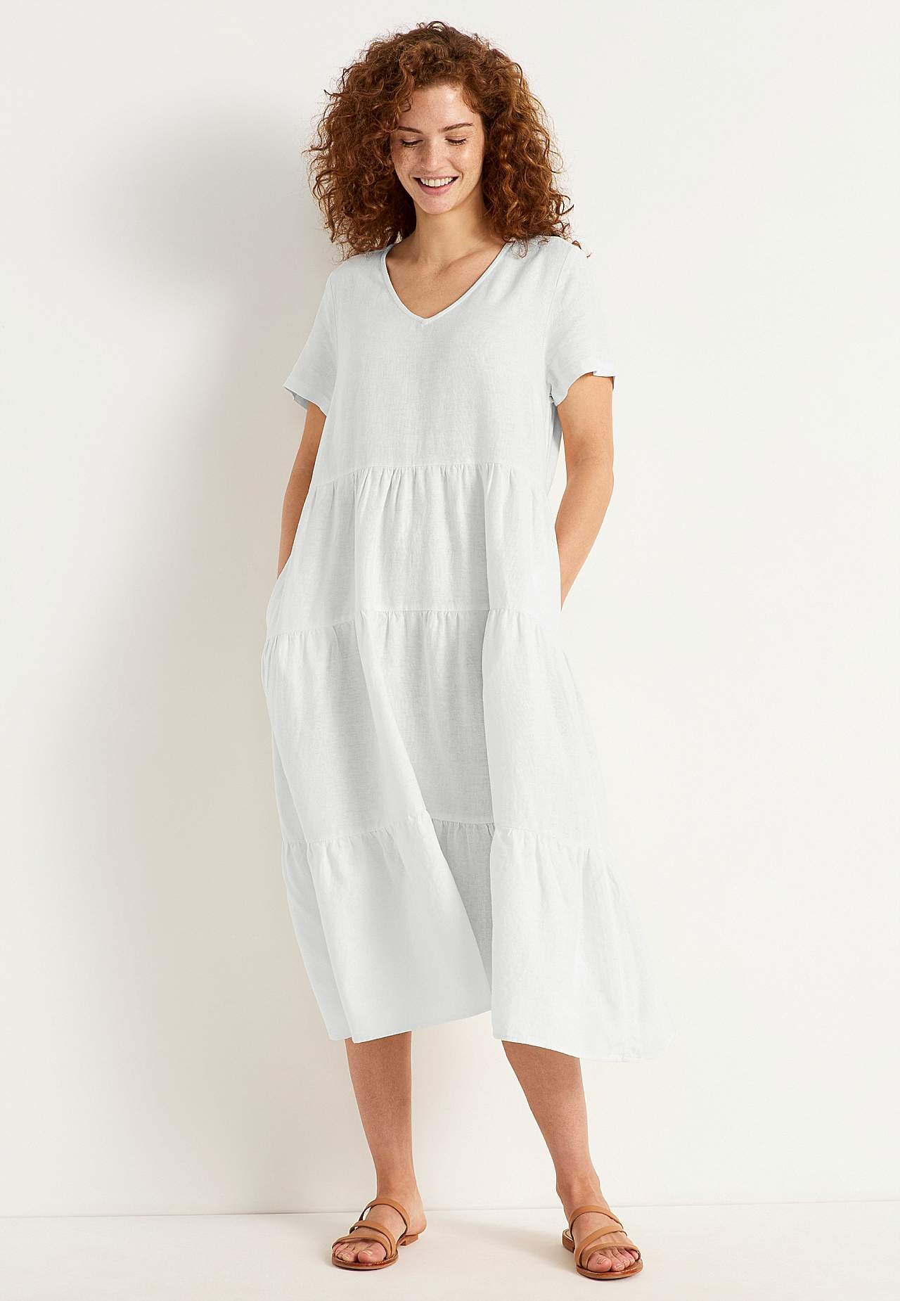 Leinenkleid mit Rüschenröcken