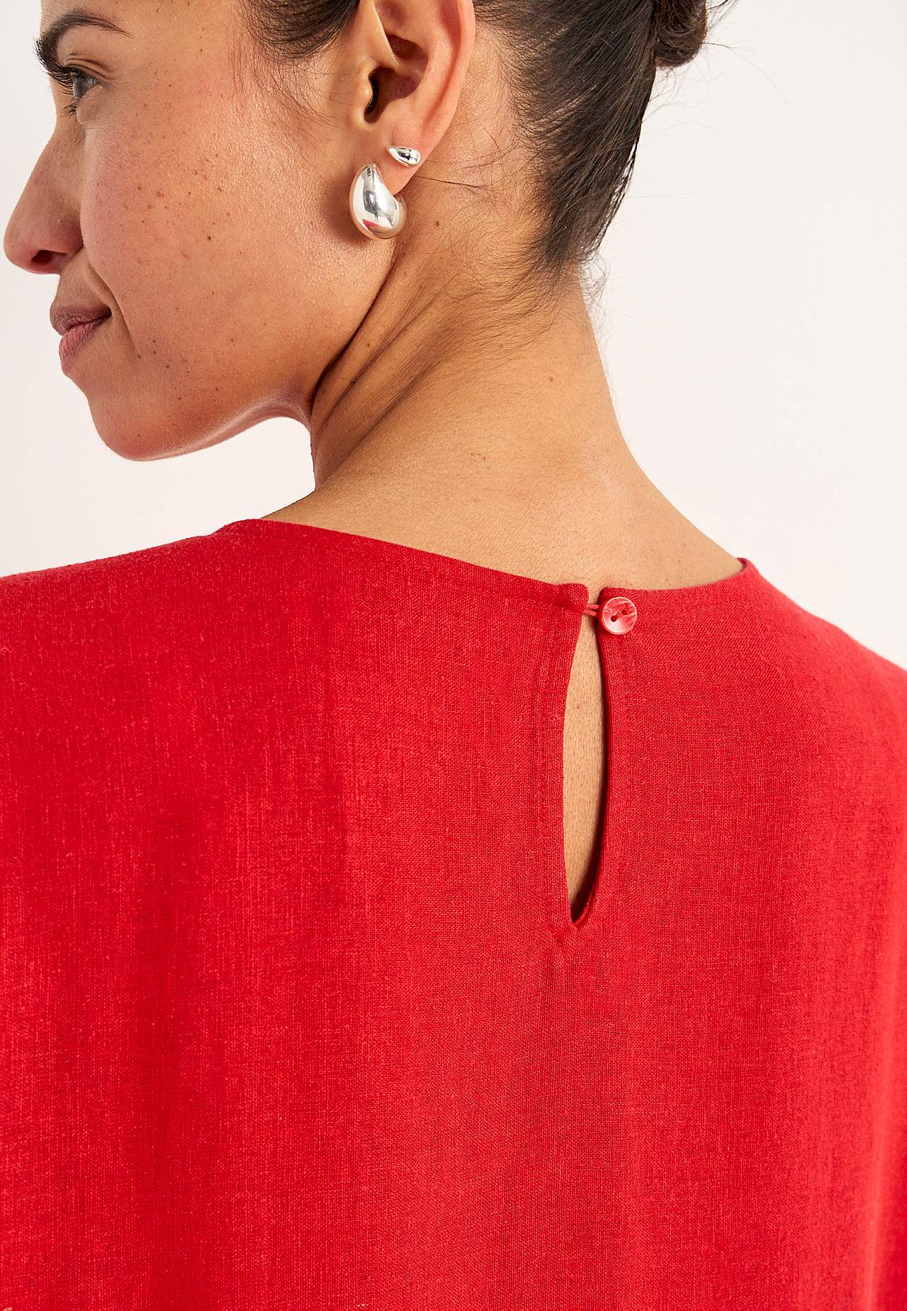 Leinenkleid mit Rüschenröcken