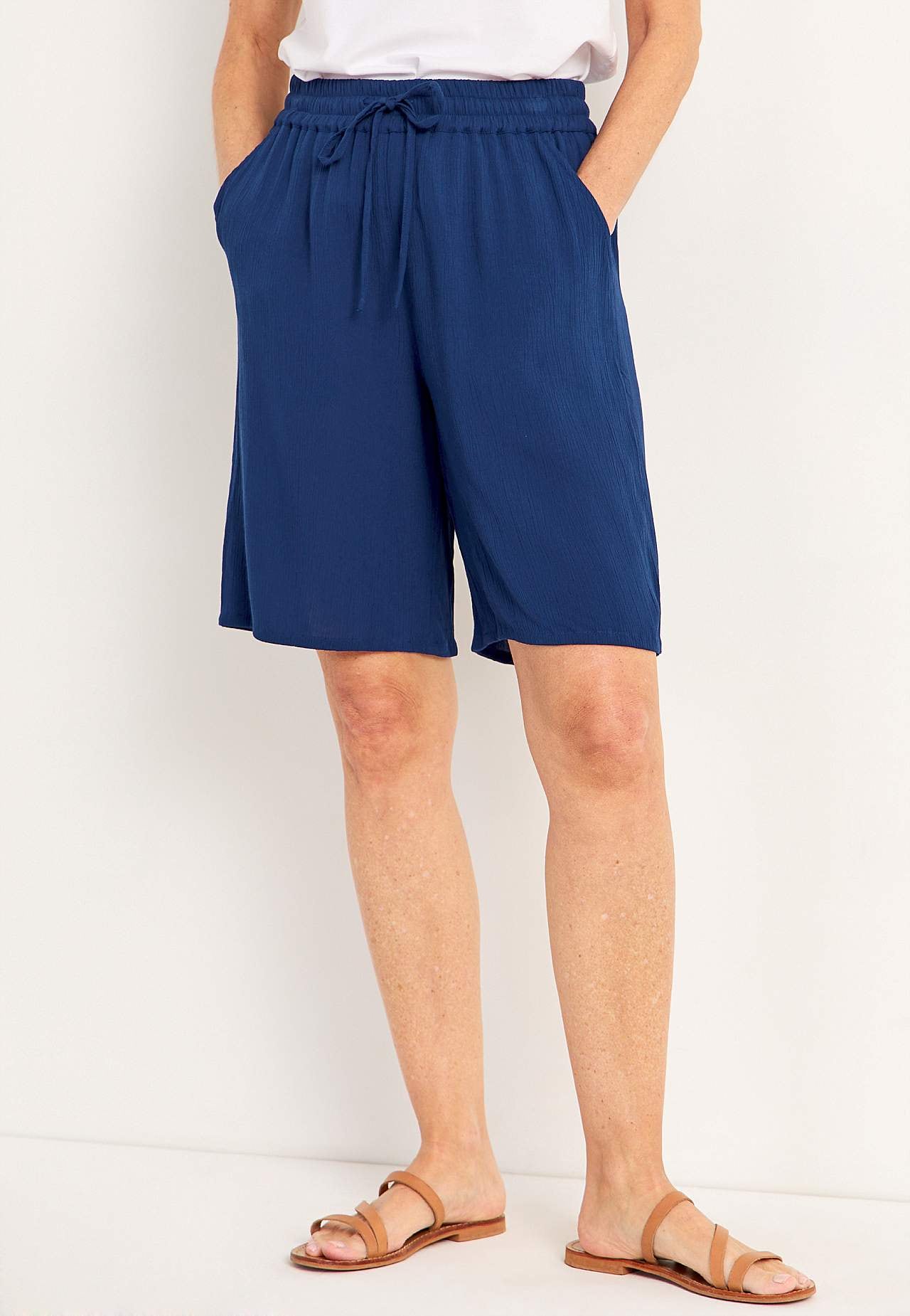 Shorts aus Qualität aus Krepp Mia