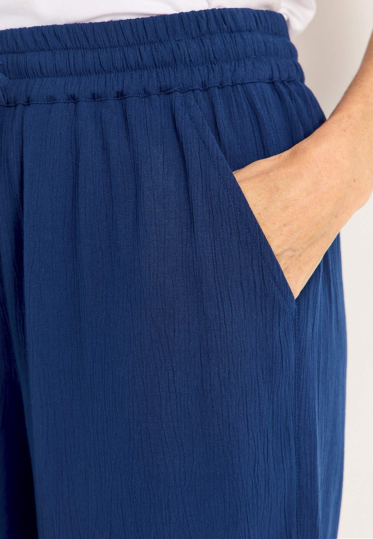 Shorts aus Qualität aus Krepp Mia
