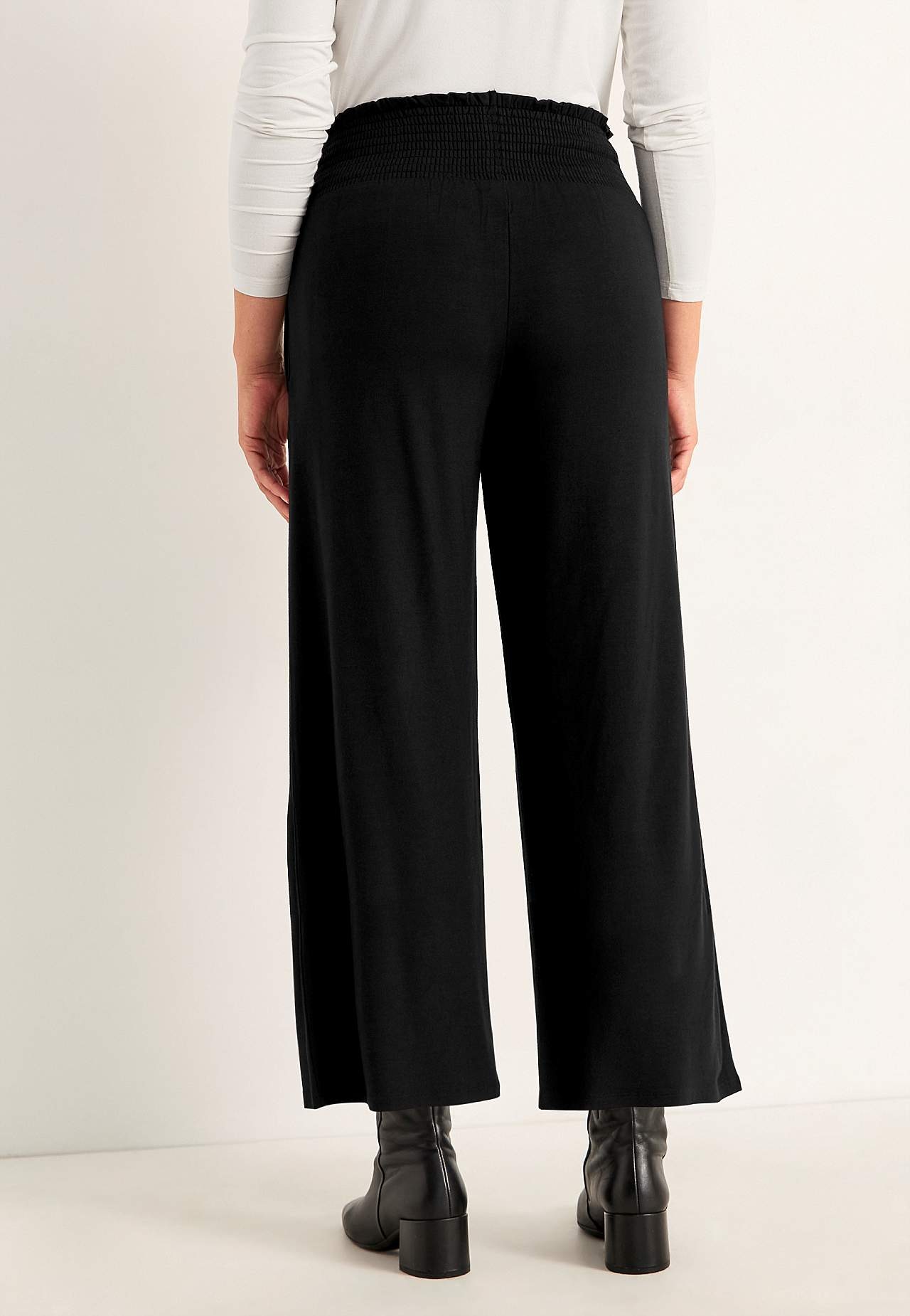 Weiche Jerseyhose mit gesmoktem elastischem Bund Liv