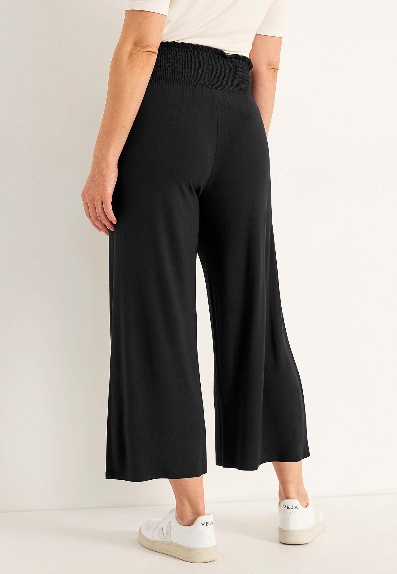 Weiche Jerseyhose mit gesmoktem elastischem Bund Liv