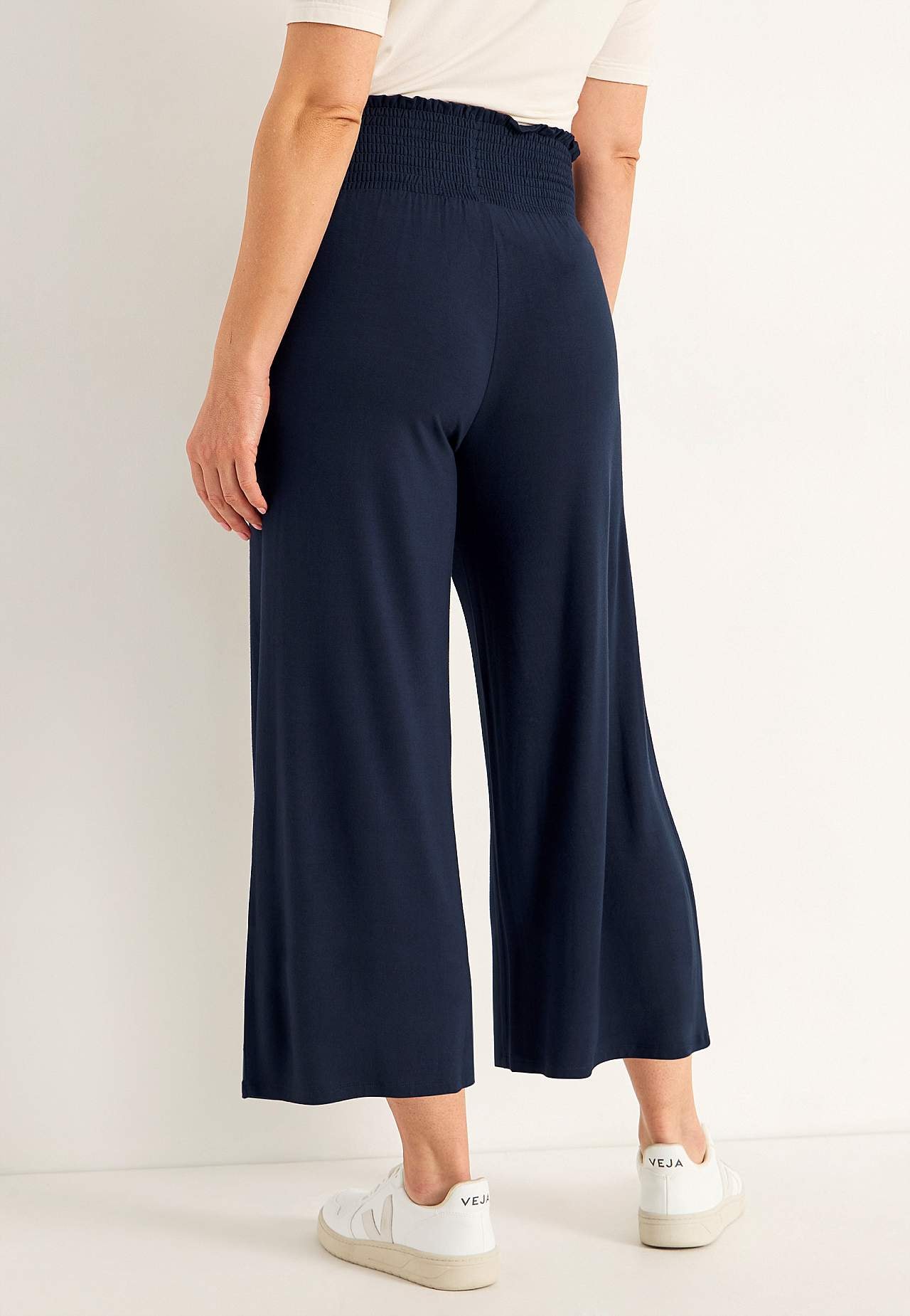 Weiche Jerseyhose mit gesmoktem elastischem Bund Liv