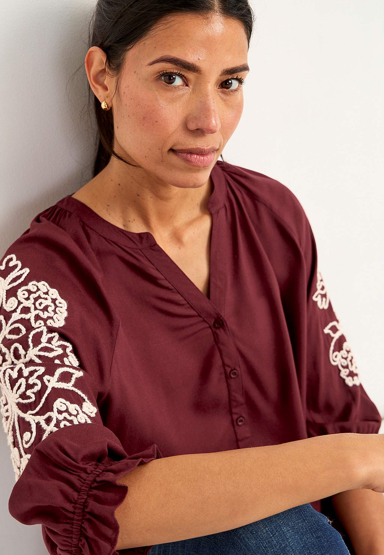 Bluse mit Stickerei