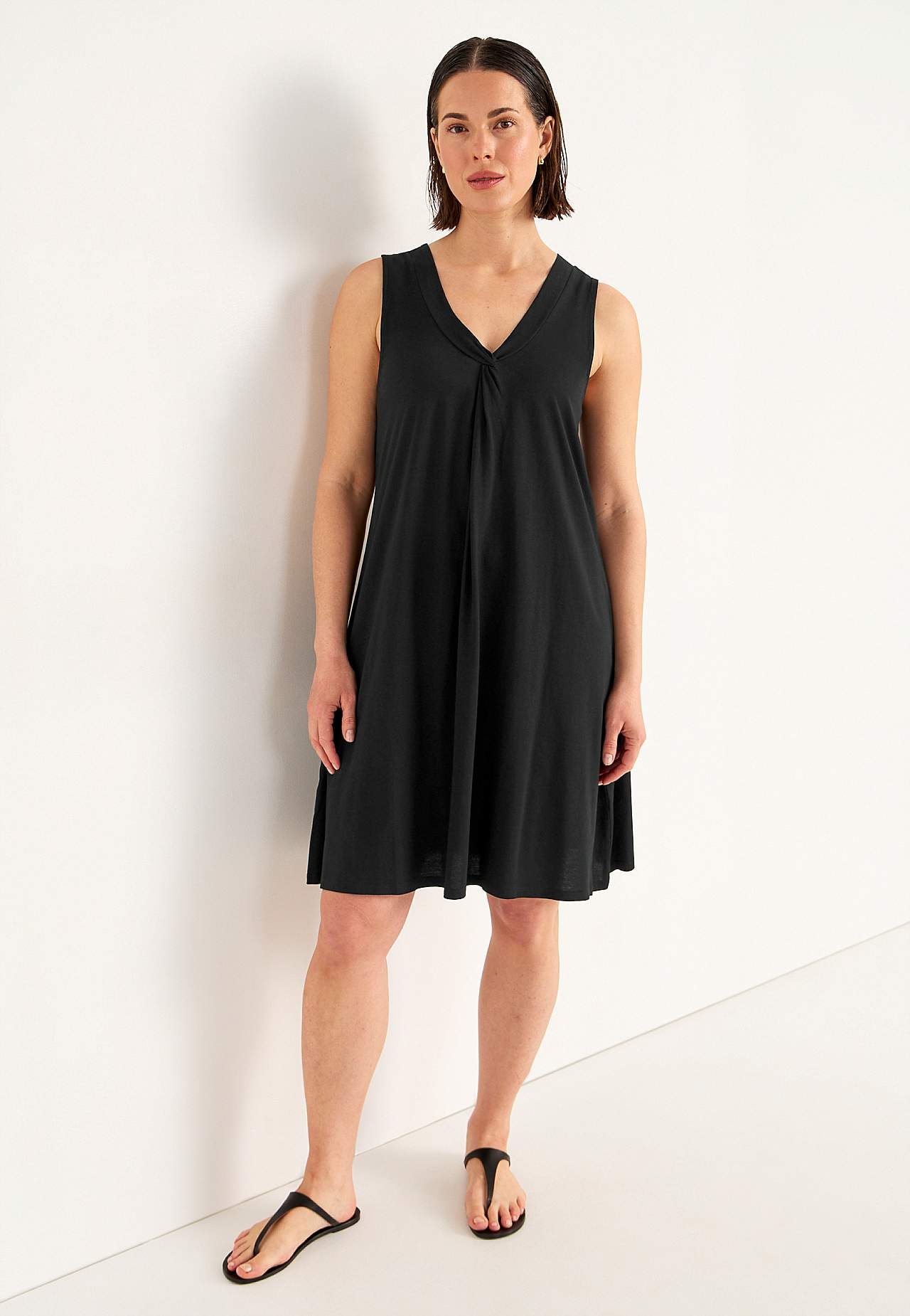 Ärmelloses Jerseykleid mit einem V-Ausschnitt