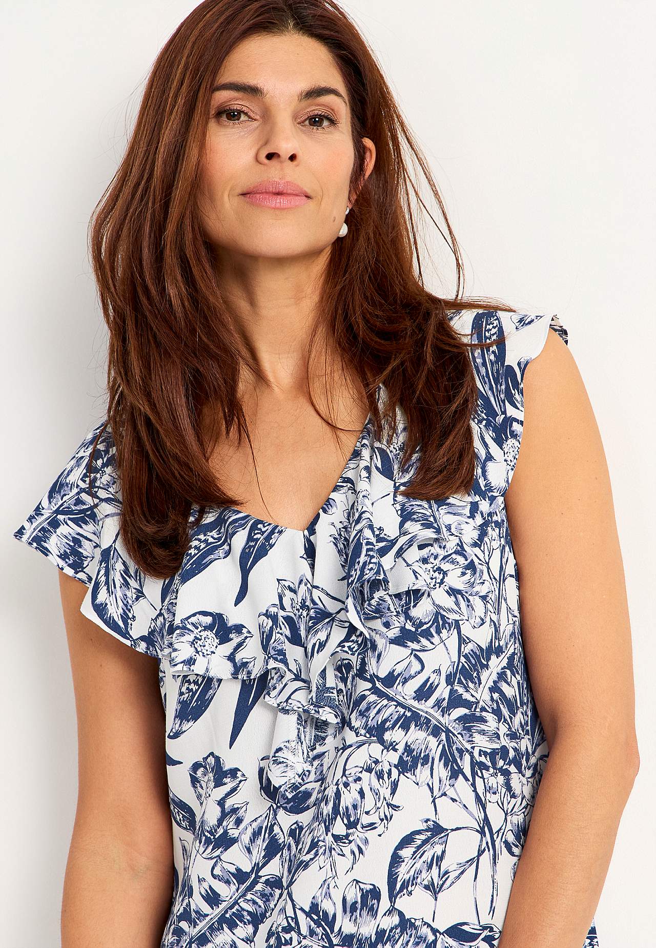 Ärmelloses Kleid mit Volant