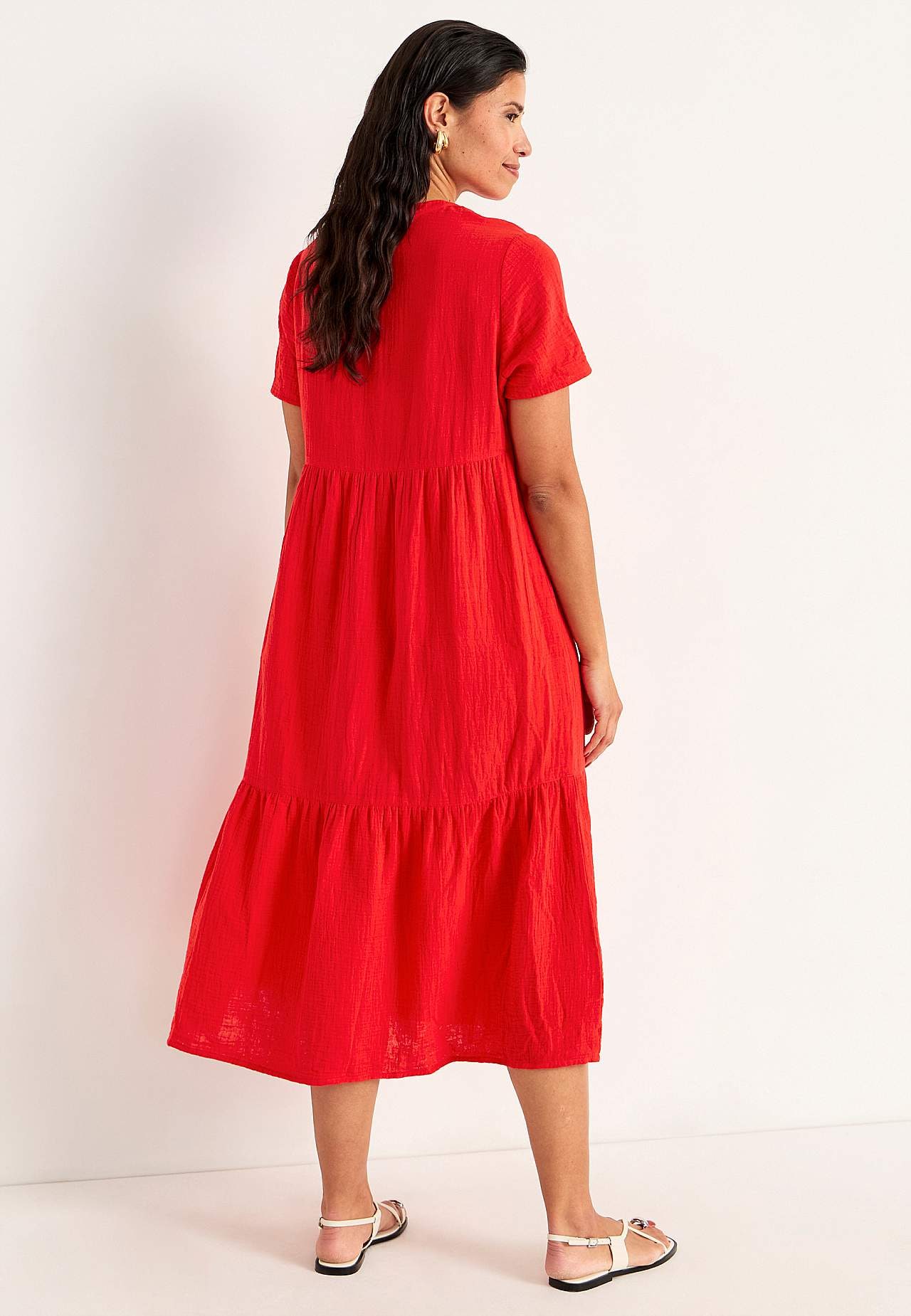 Kleid aus zerknitterter Baumwolle