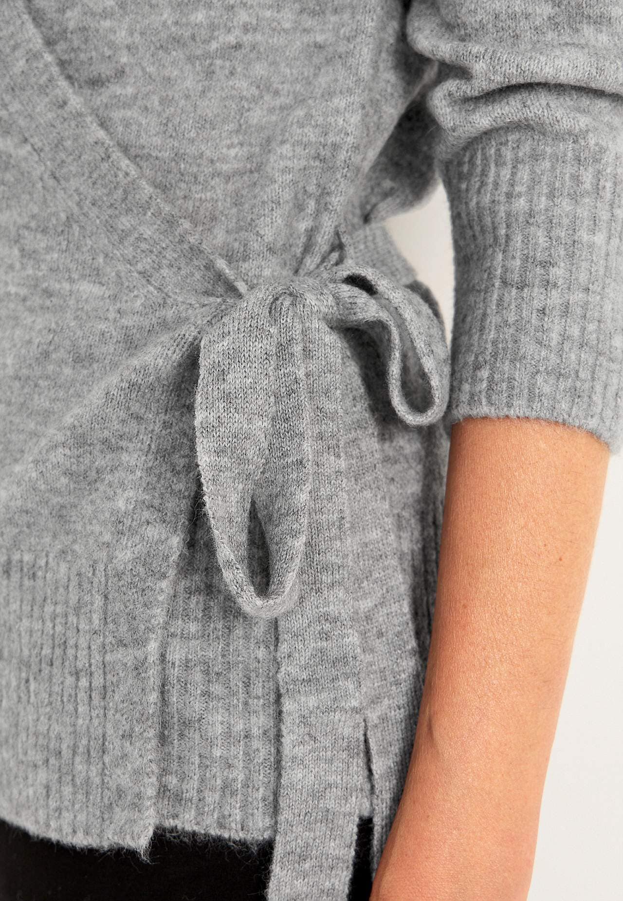 Gestrickter Cardigan mit Wickel-Design