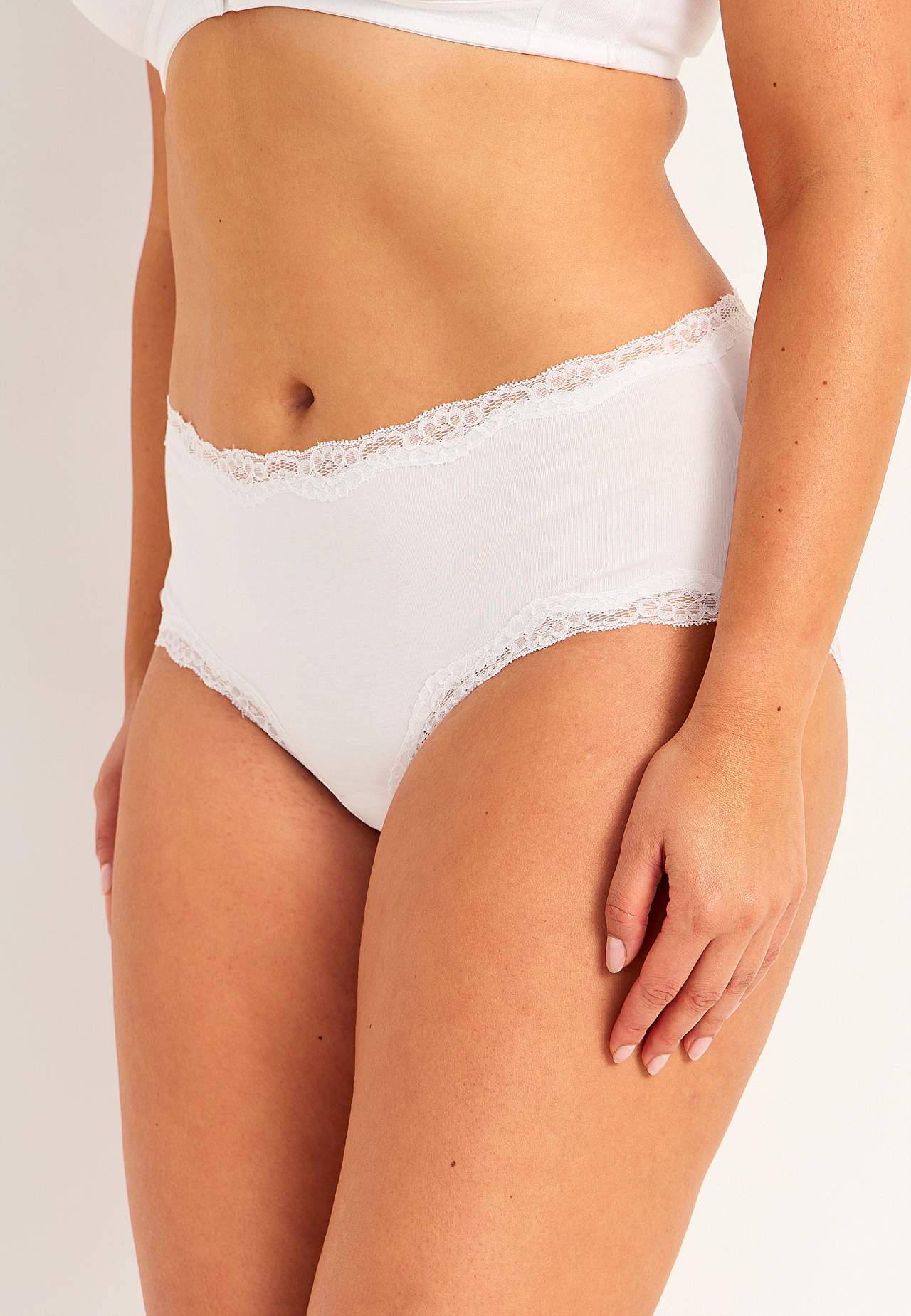 Hipster-Slip mit Spitze Ella 4er-Pack