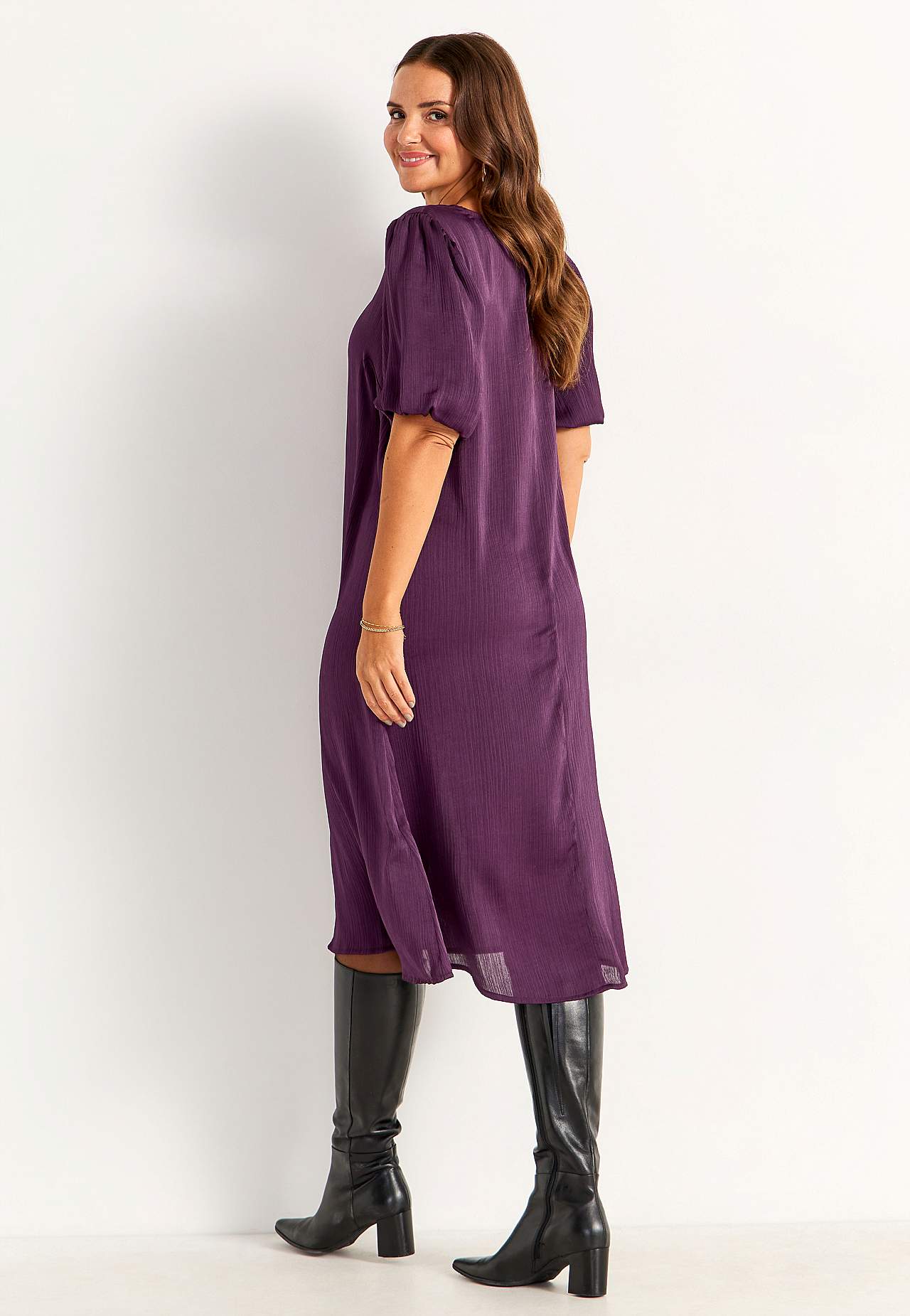 Kleid mit Puffärmel