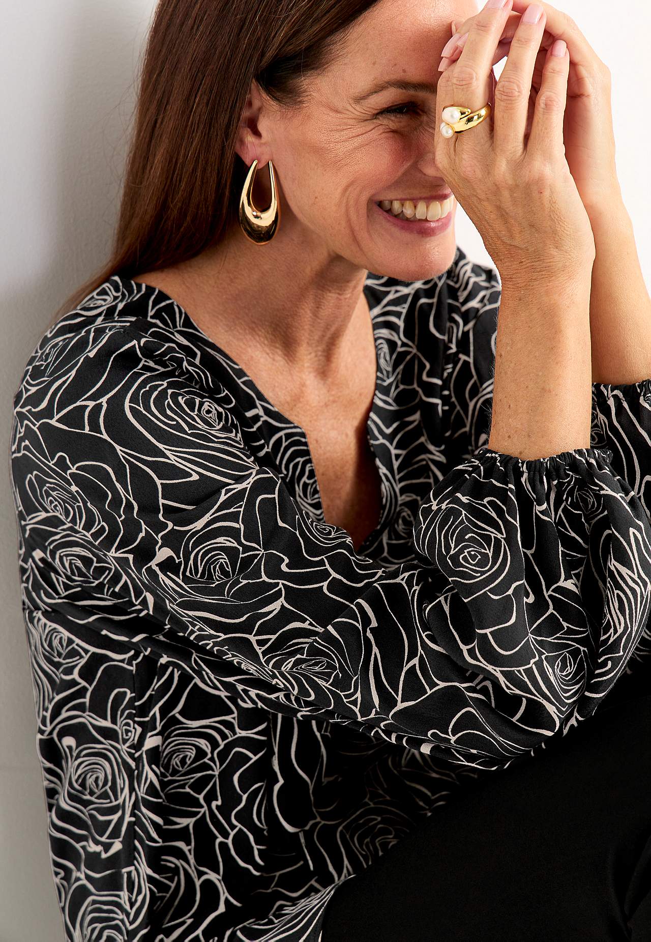 Bluse aus Viskose mit einem Blumen-Muster