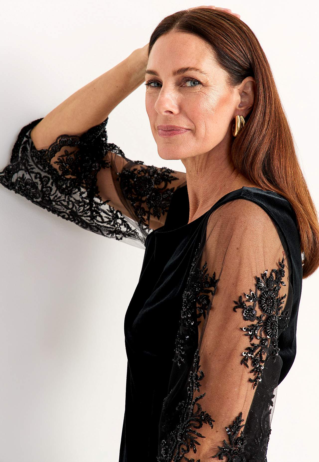 Partykleid mit Spitze und Perlenstickerei