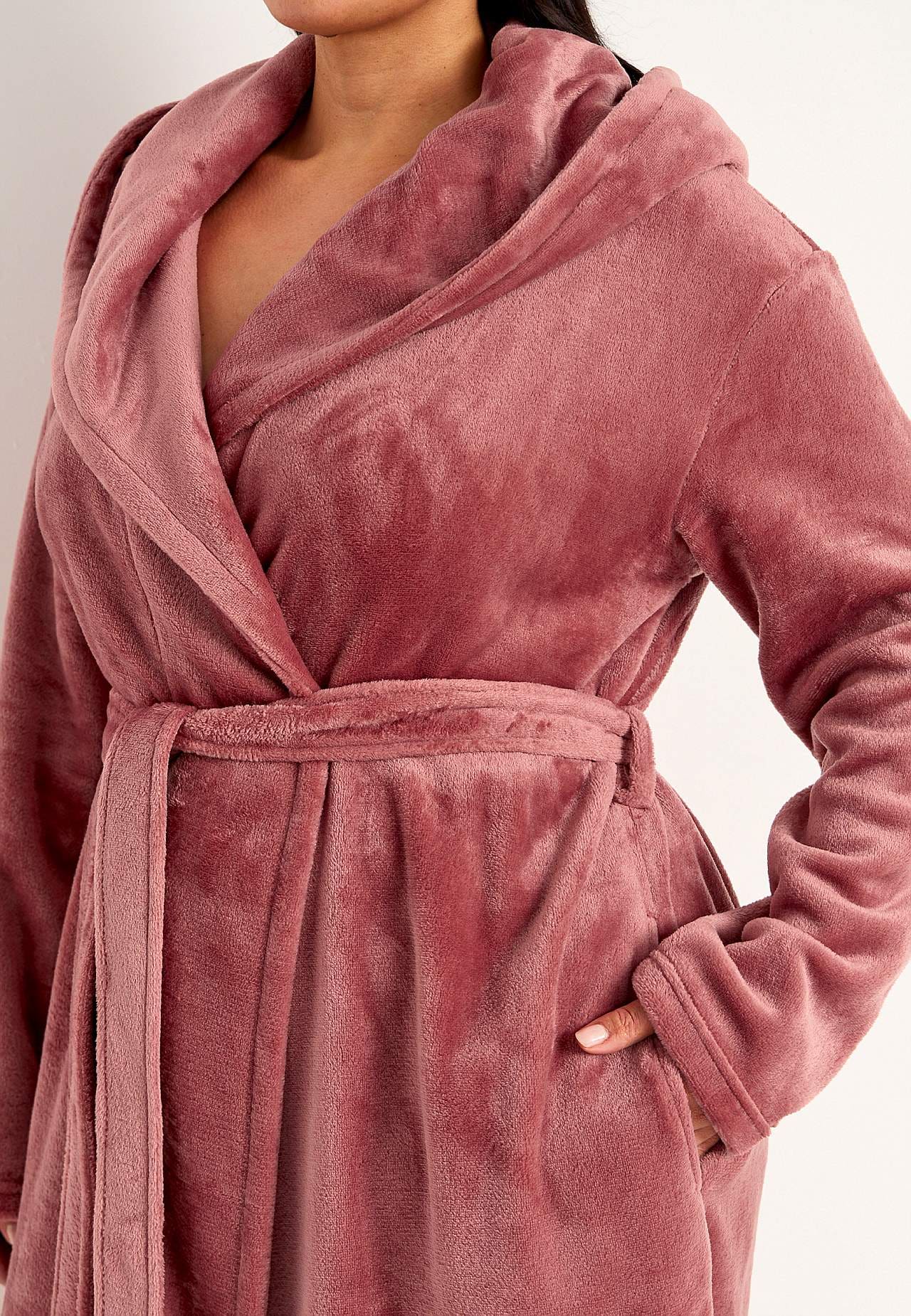 Morgenrock aus Fleece mit Kapuze