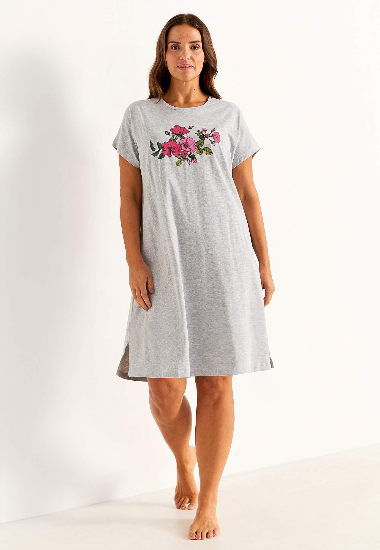 Gemustertes Nachtkleid aus Baumwolle