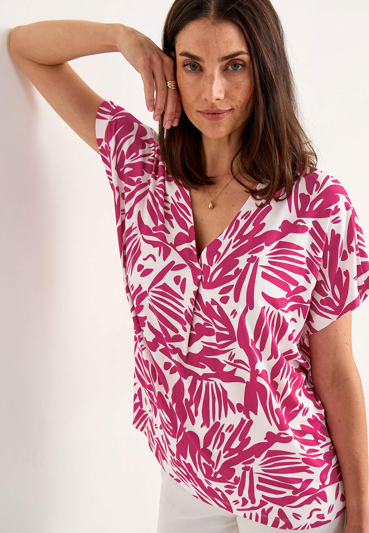 Jersey-Top mit einem V-Ausschnitt