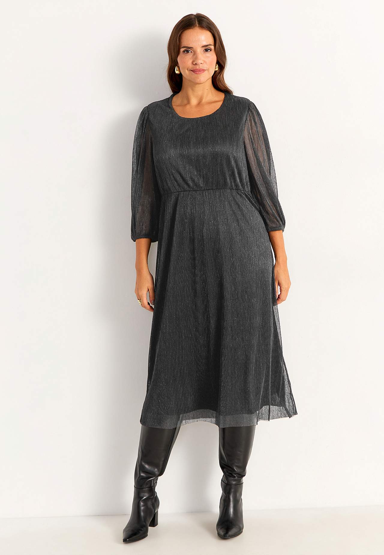 Glänzendes Partykleid