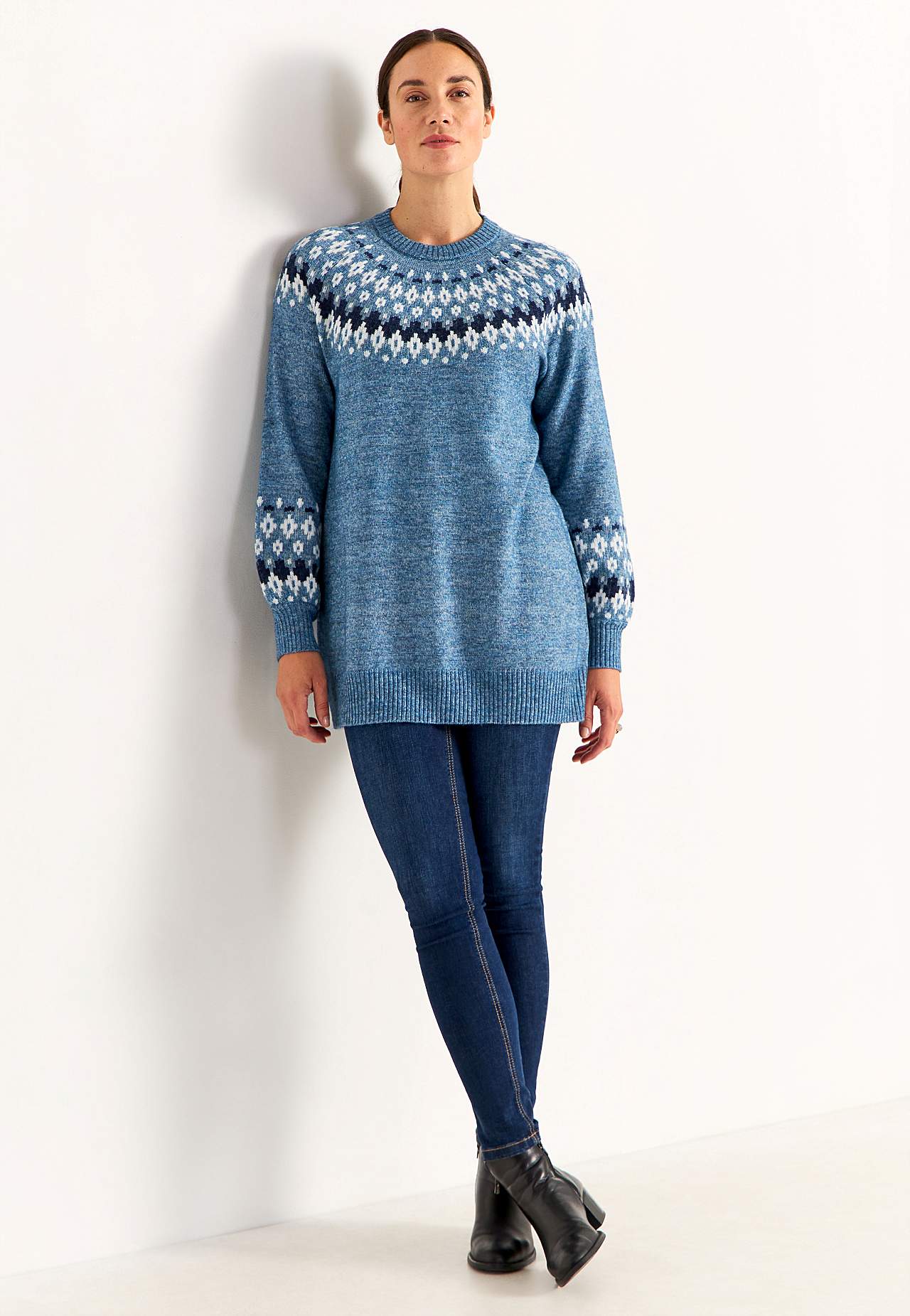 Gestrickter, jacquardgemusterter Pullover