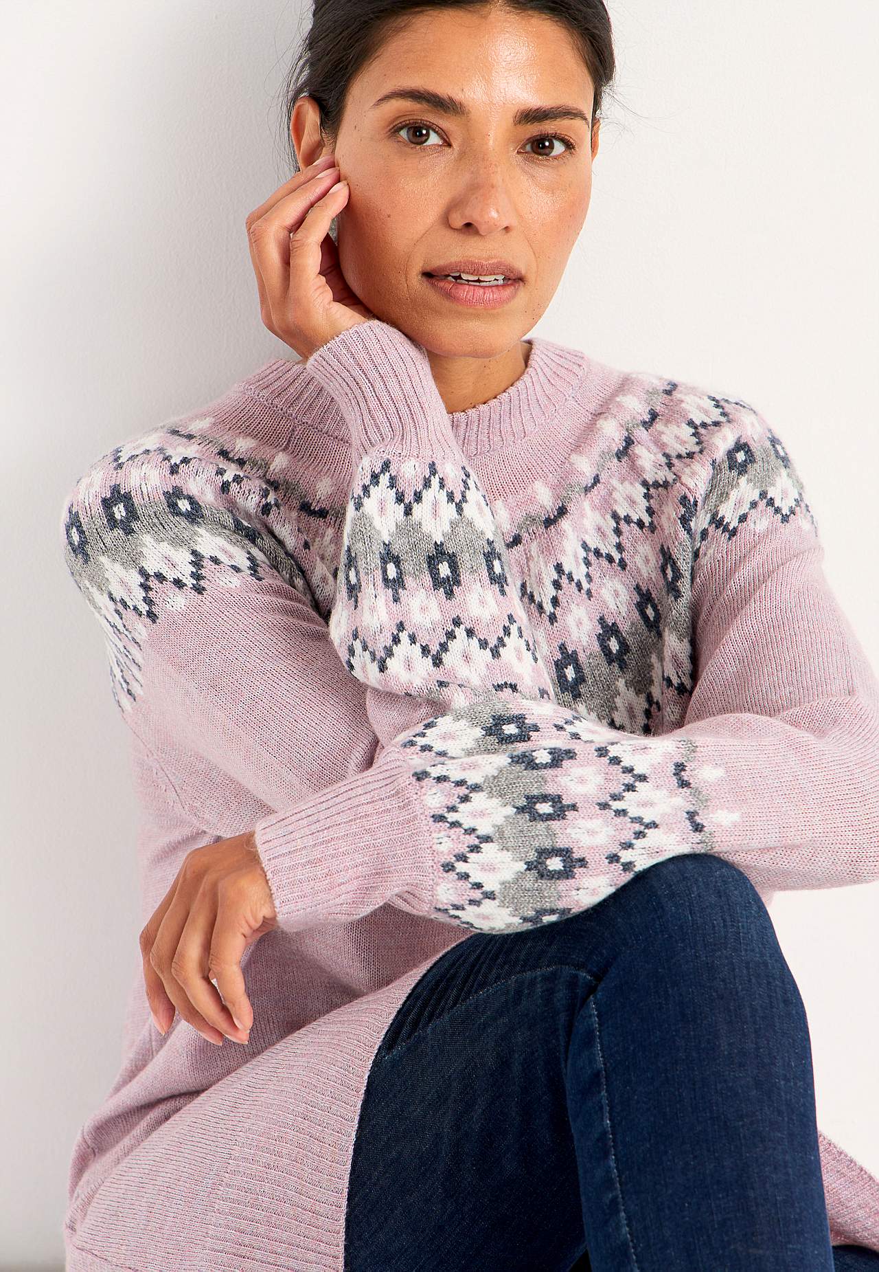 Gestrickter, jacquardgemusterter Pullover