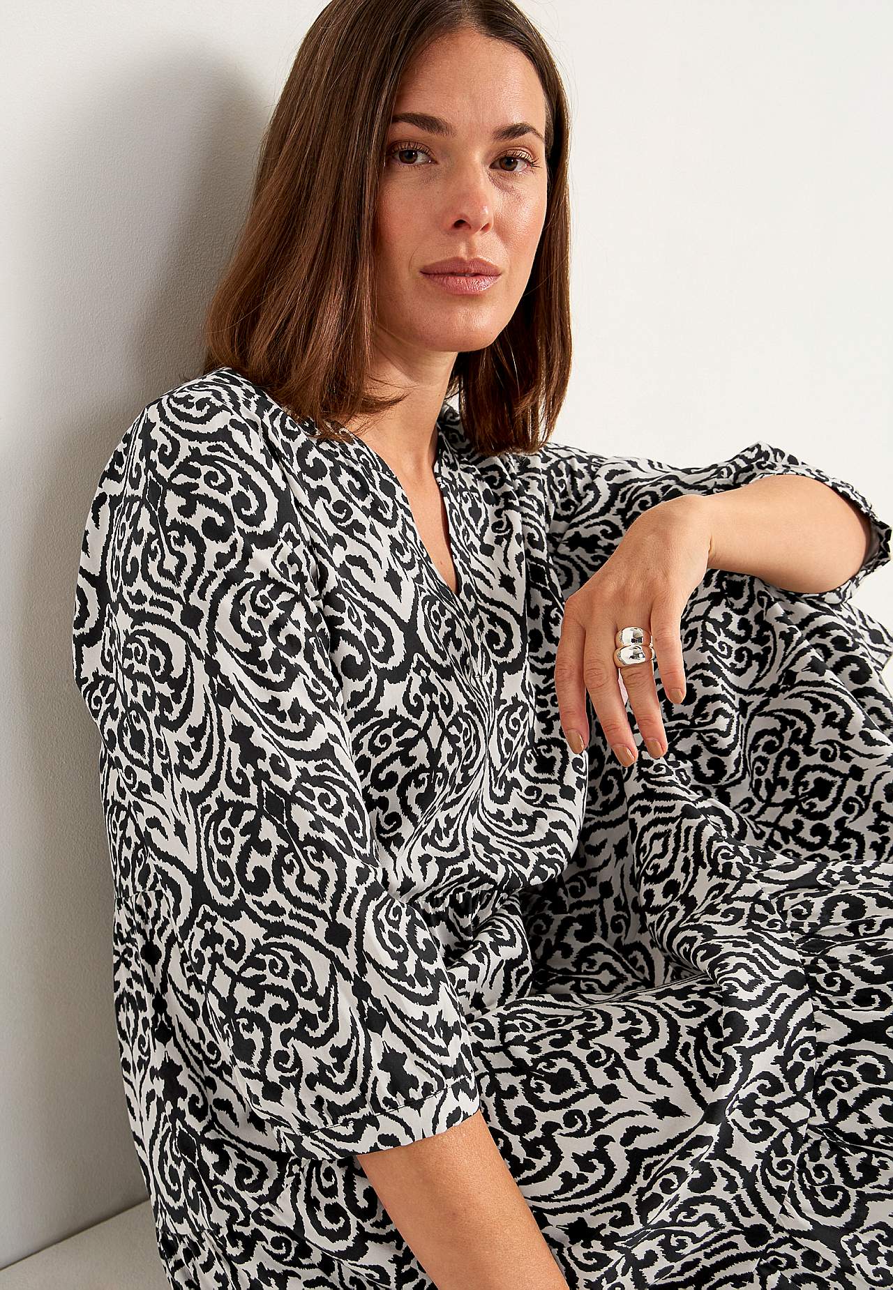 Kleid mit Volants