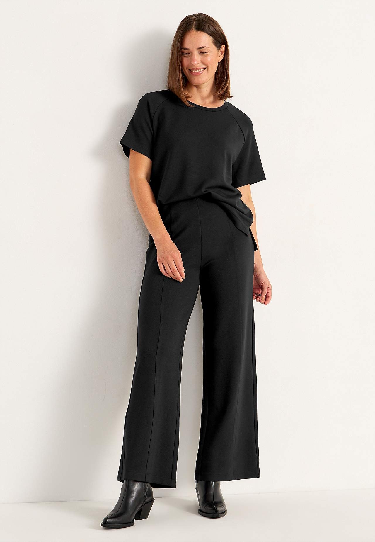 Jerseyhose mit breiten Beinen