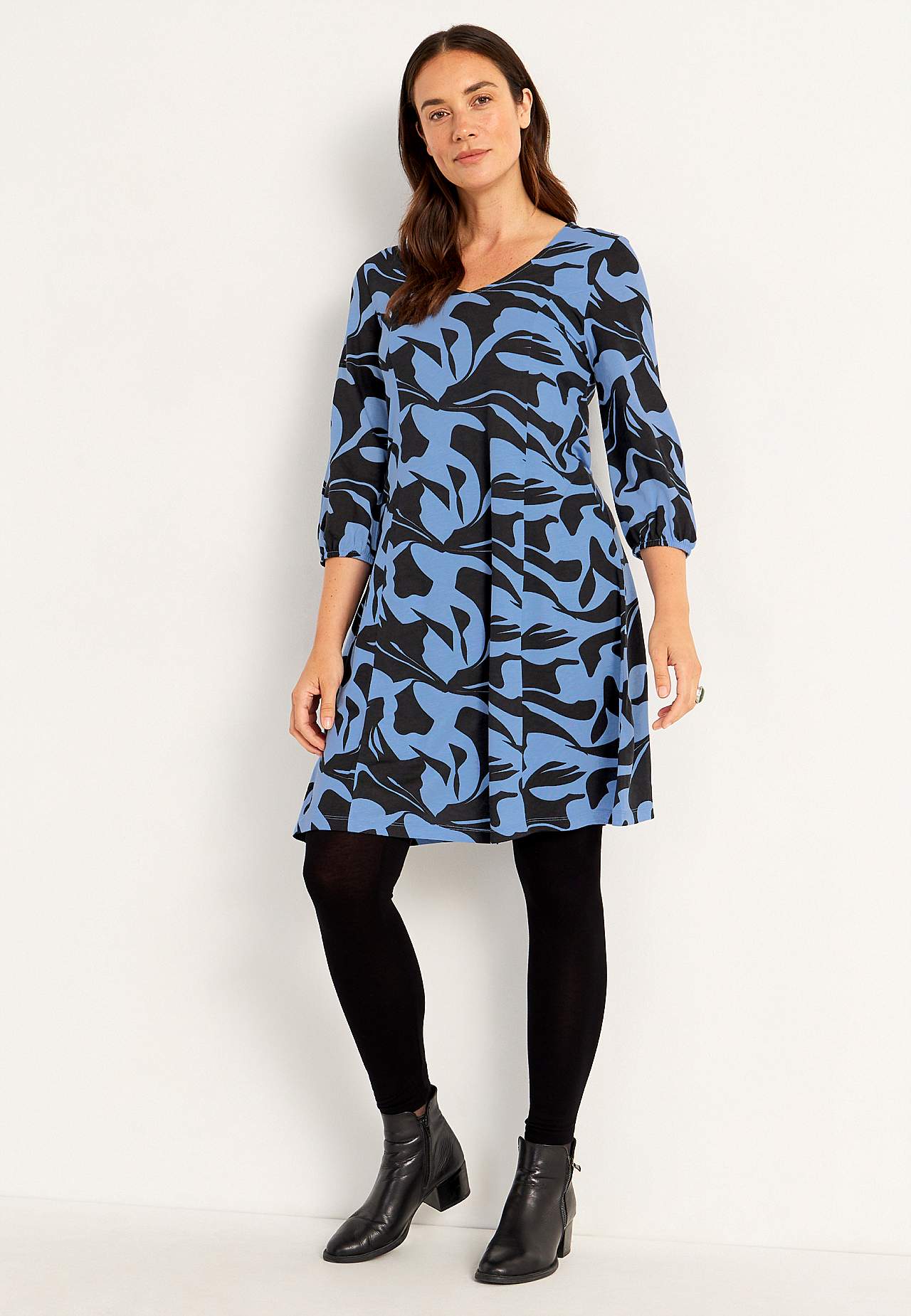 Jerseykleid mit Prinzess-Schnitt